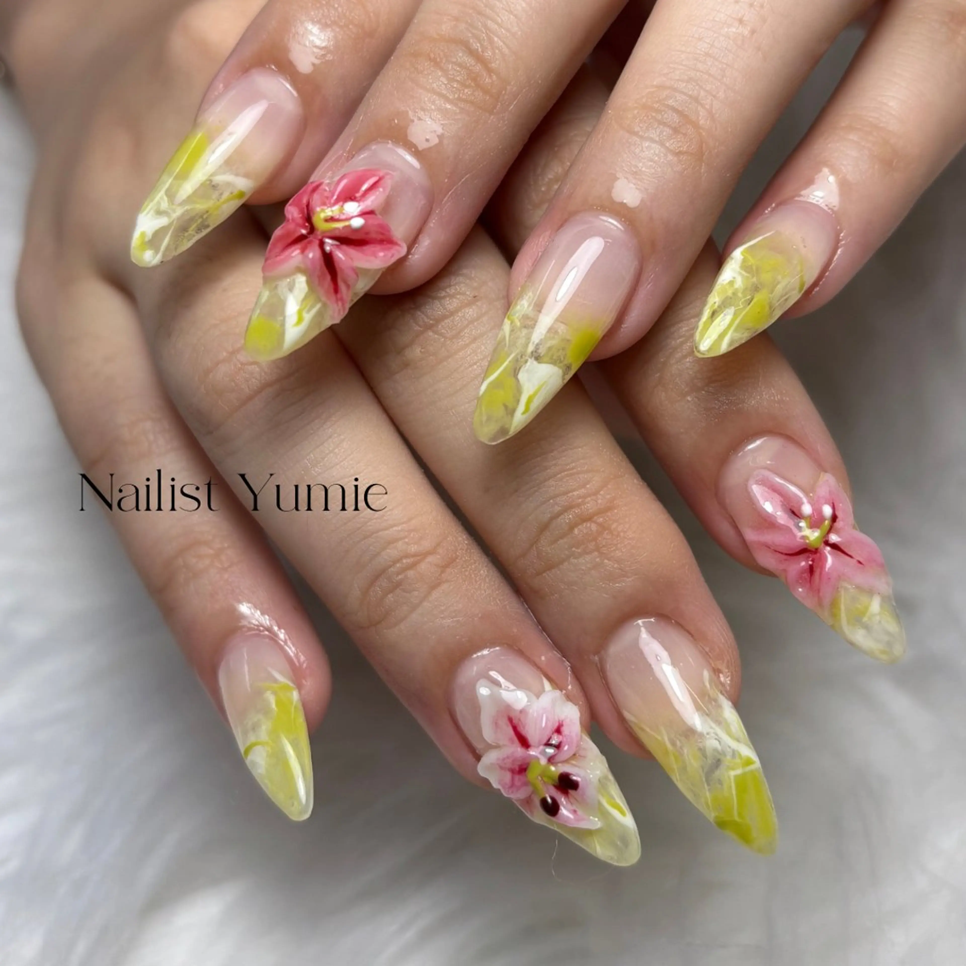 ネイル フラワーネイル ハンドネイル NAILSALON en+所属・NAILSALON en+沖縄市美原のネイルデザイン