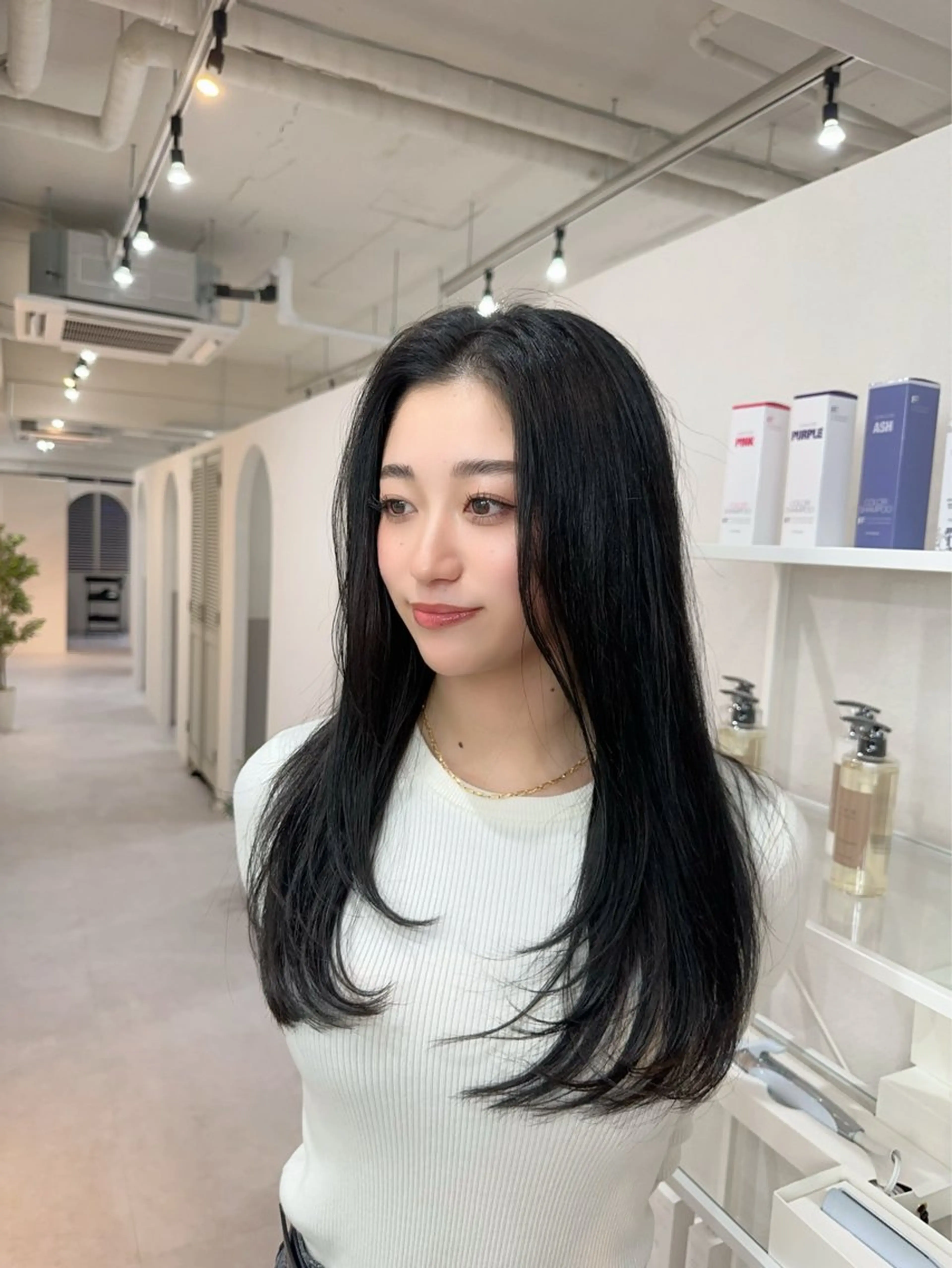 ロング カラー 韓国レイヤー透明感 カラーヨウスケのヘアスタイル