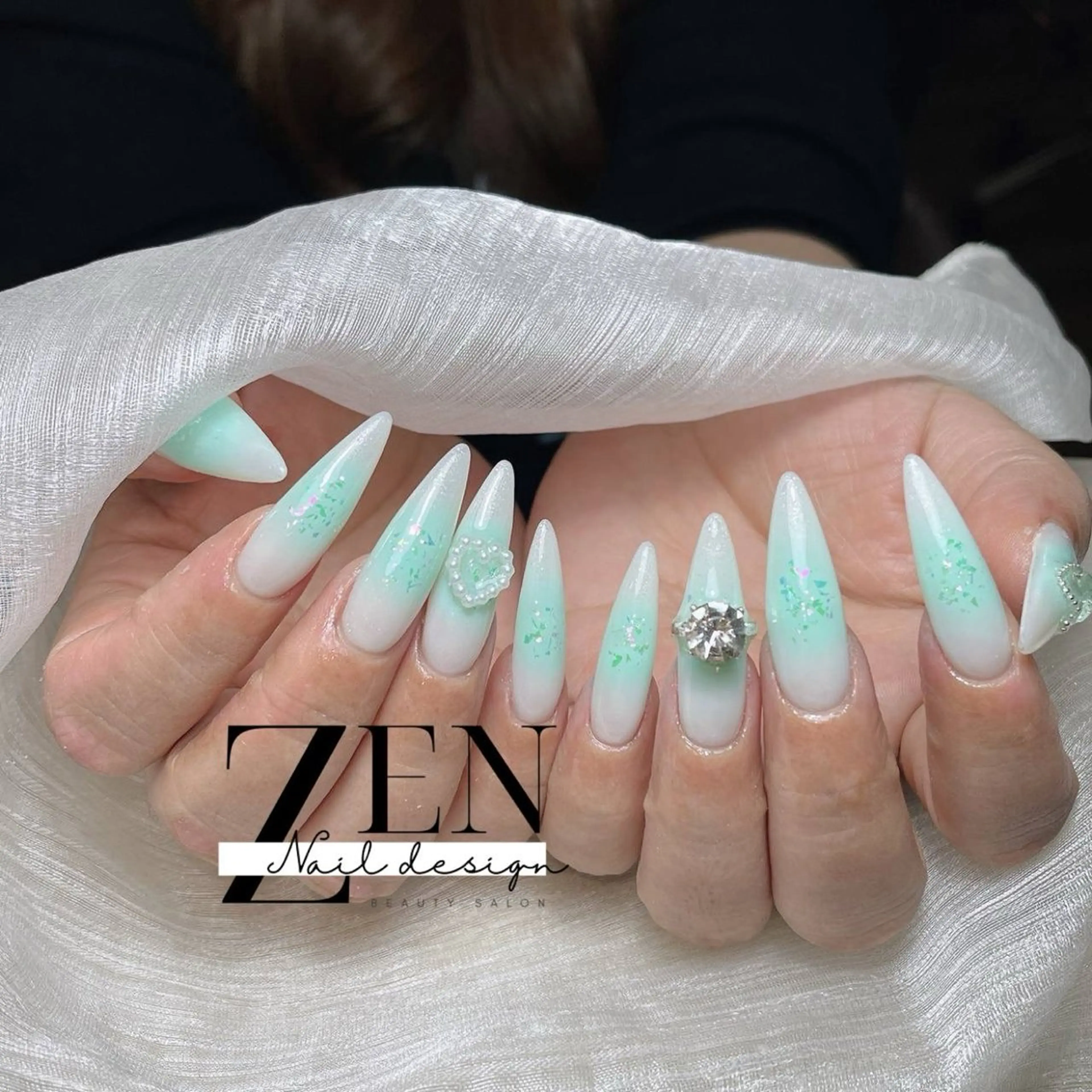 ネイル チークネイル 長さ出し フレンチネイル 韓国ネイル マグネットネイル ハンドネイル Zen Nail Design 池袋のネイルデザイン