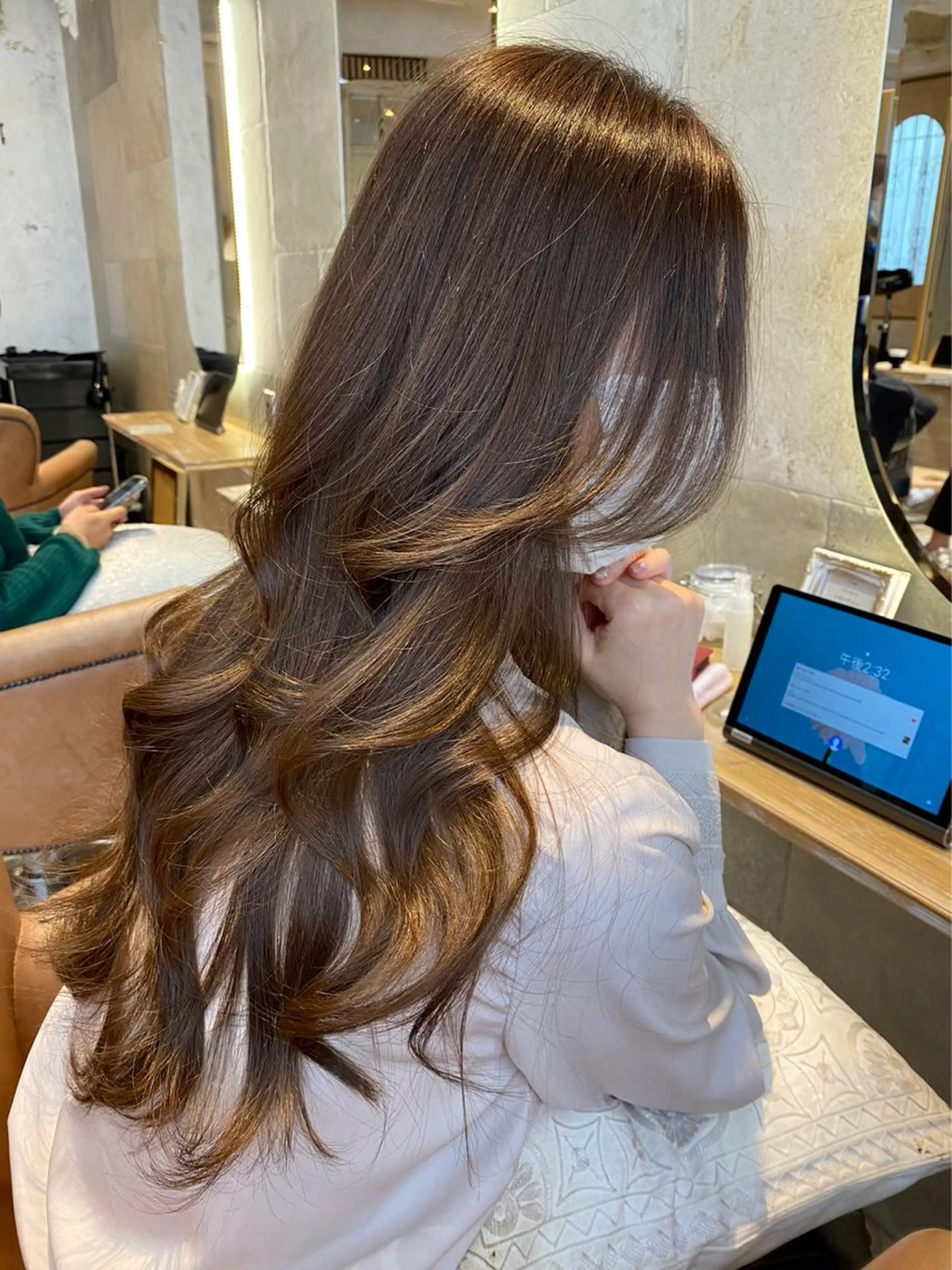 ロング ブリーチなし 透明感カラー/松沢のヘアスタイル