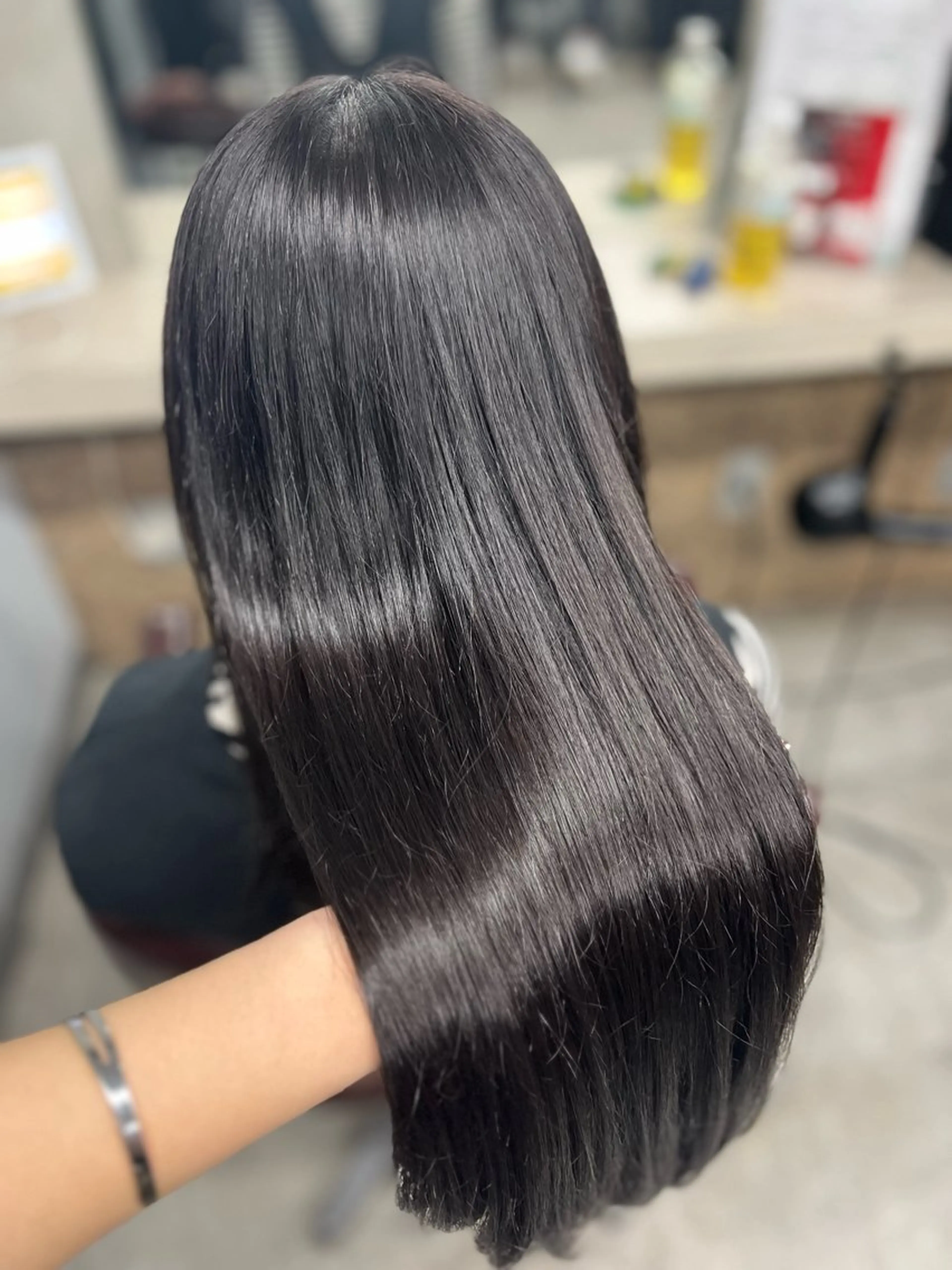 🩵 カット+シングルカラー+トリートメントの写真