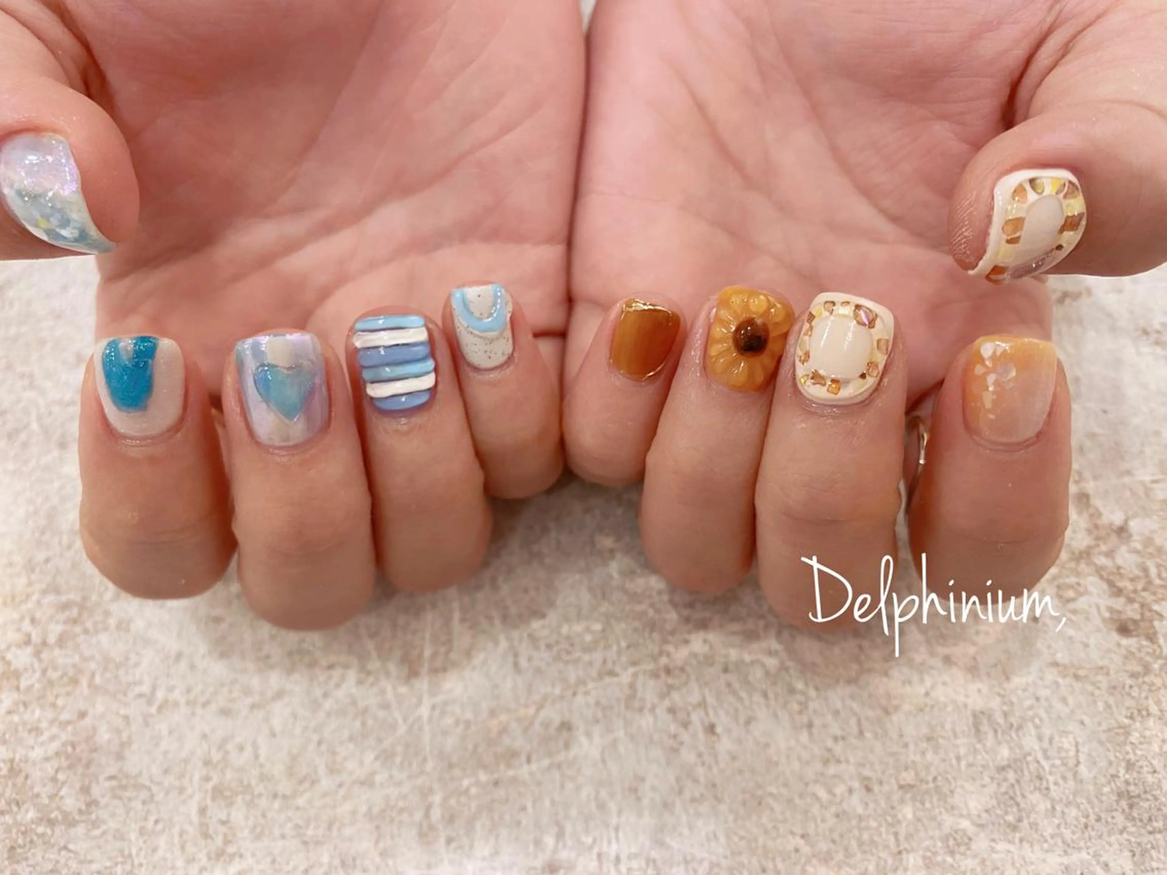 ネイル フットネイル 持ち込み ハンドネイル 岡本 友恵のネイルデザイン