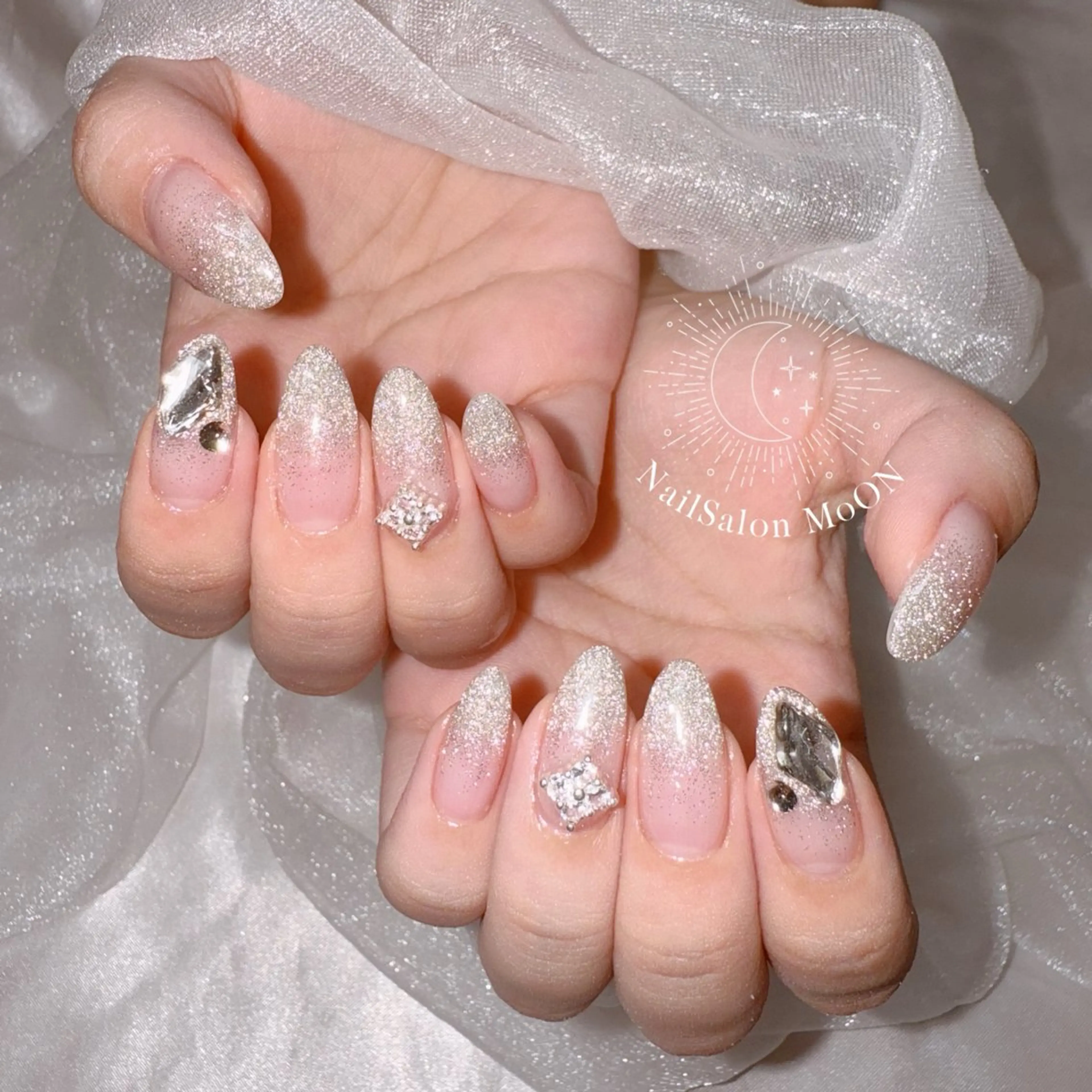 ネイル ハンドネイル ハンドケア MoON...❤︎ MeGuのネイルデザイン