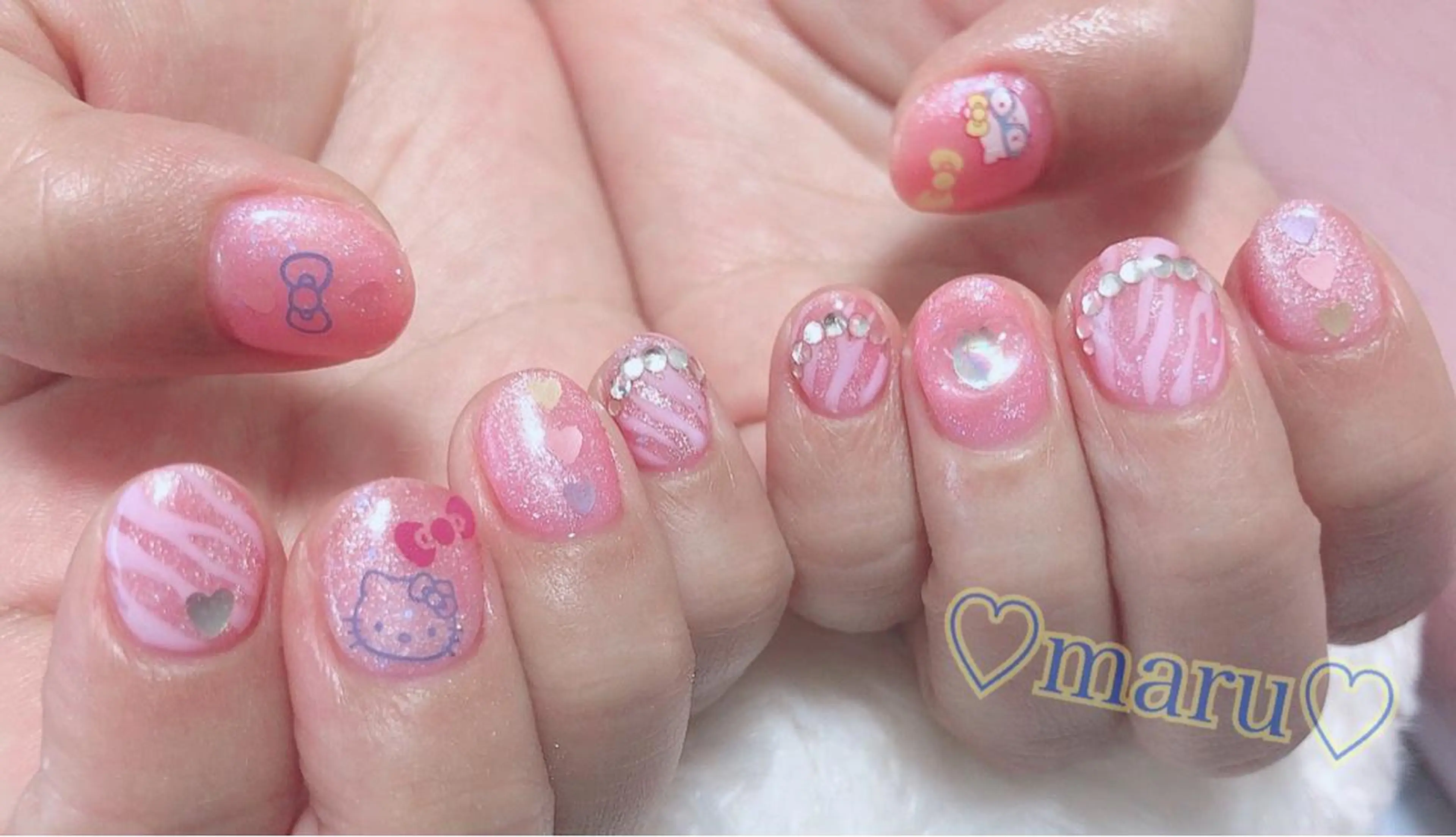 ネイル ハンドネイル フットネイル まるみ ♡のネイルデザイン