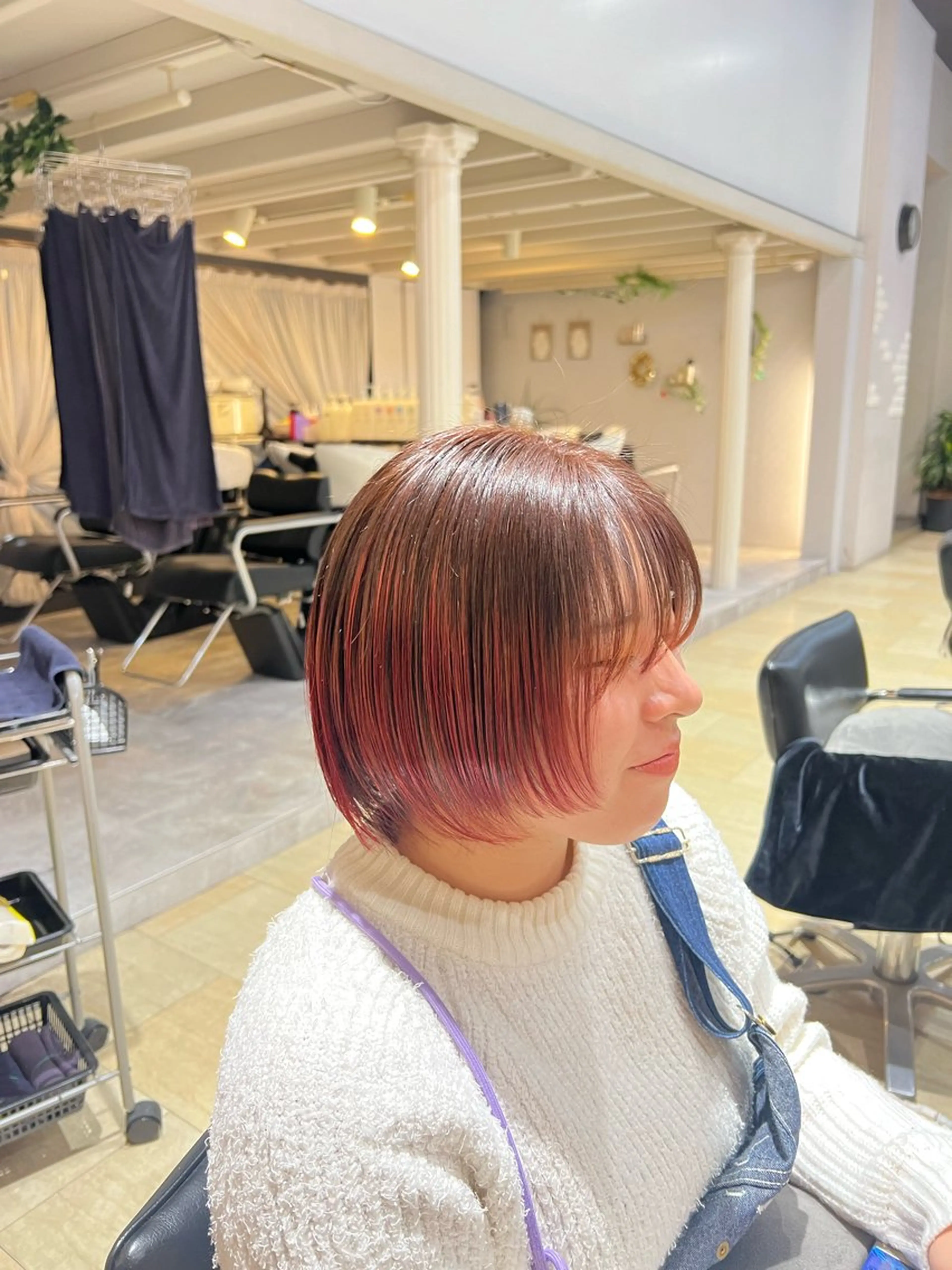 ショート カラー ブリーチ グラデーションカラー 時﨑 実子/透明感カラーのヘアスタイル