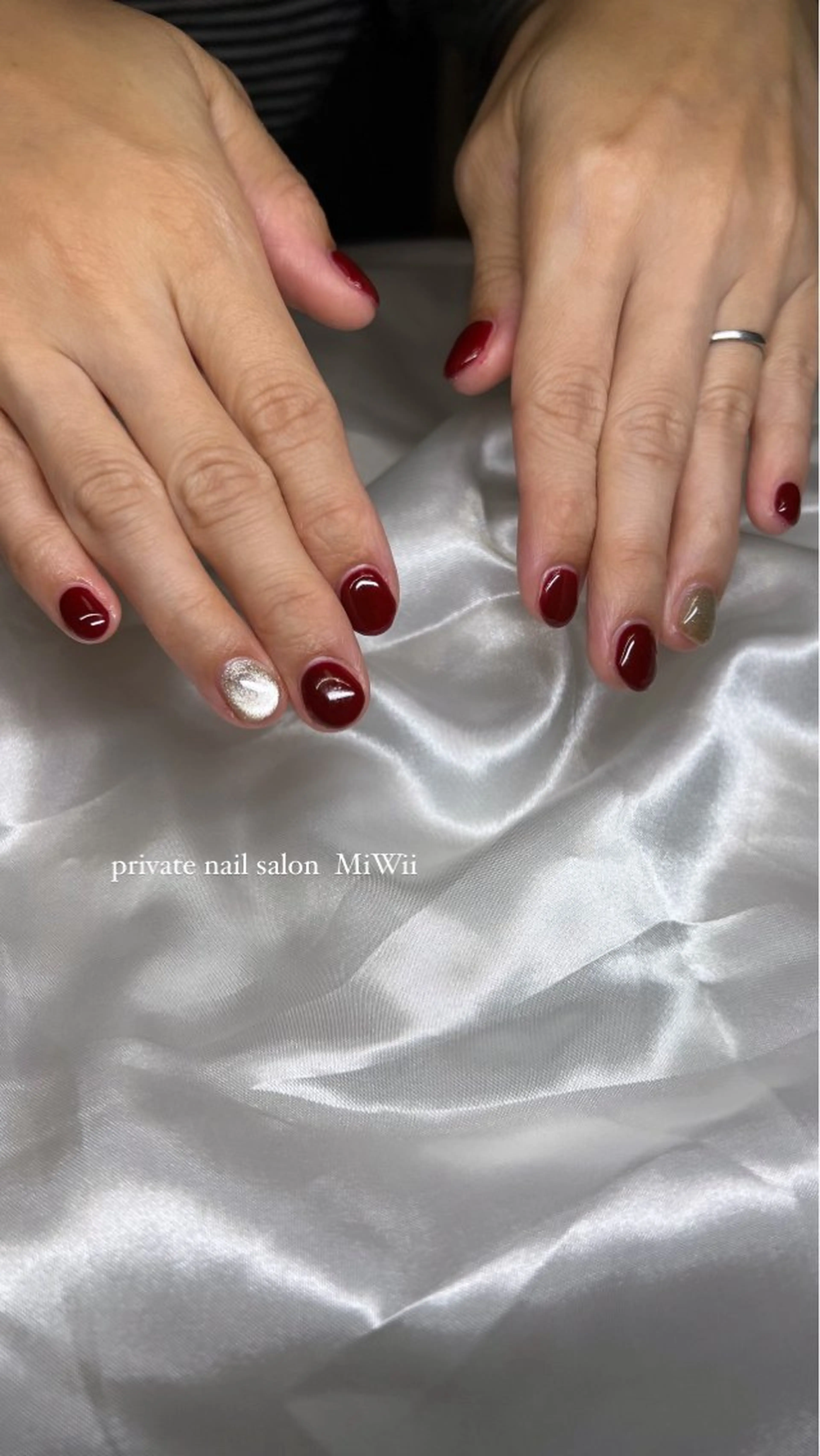 ネイル マグネットネイル ワンカラーネイル 𝐧𝐚𝐢𝐥 𝐌𝐢𝐖𝐢𝐢のネイルデザイン