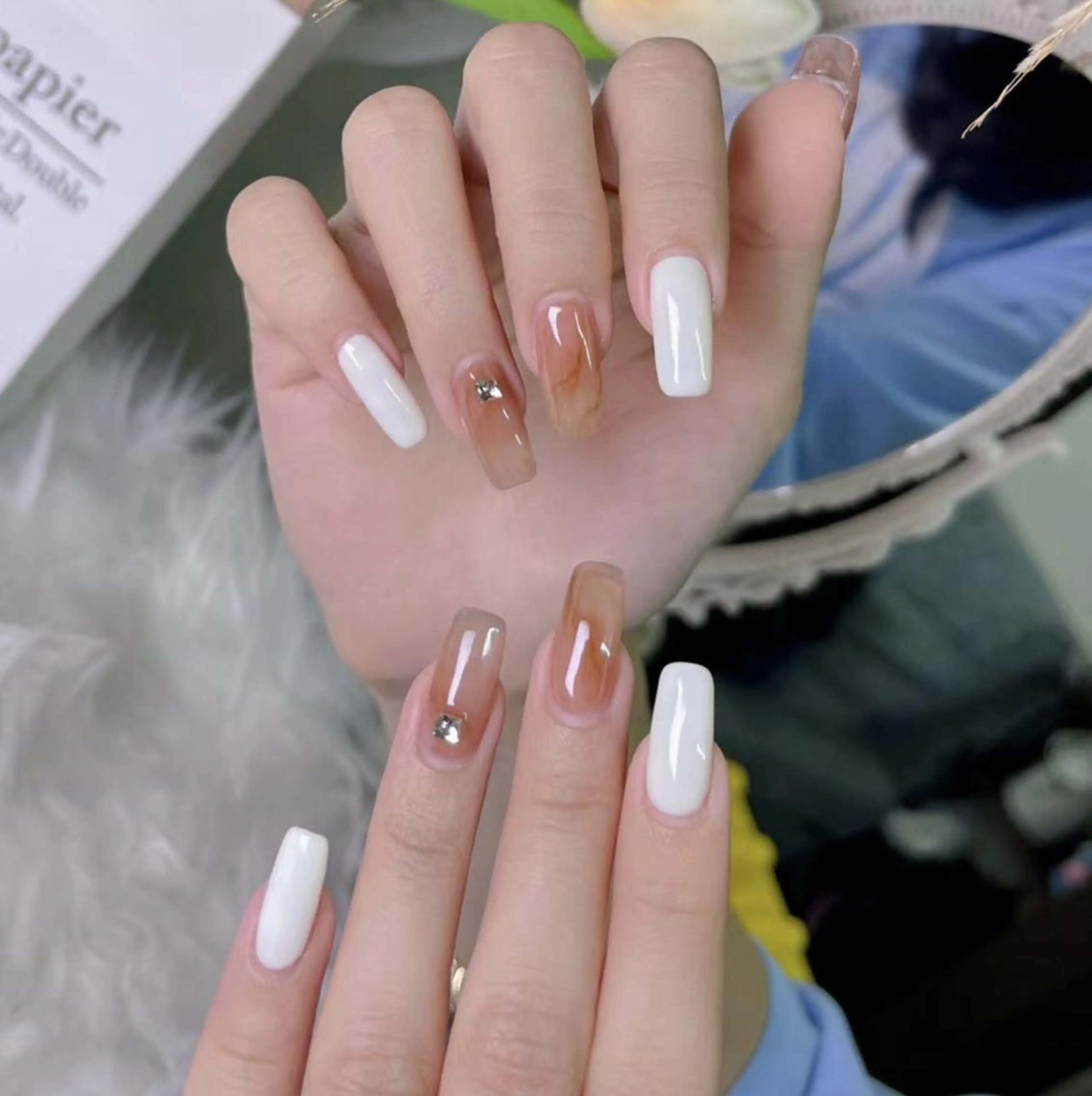 ネイル 長さ出し ネイルチップ Queens ゲンのネイルデザイン