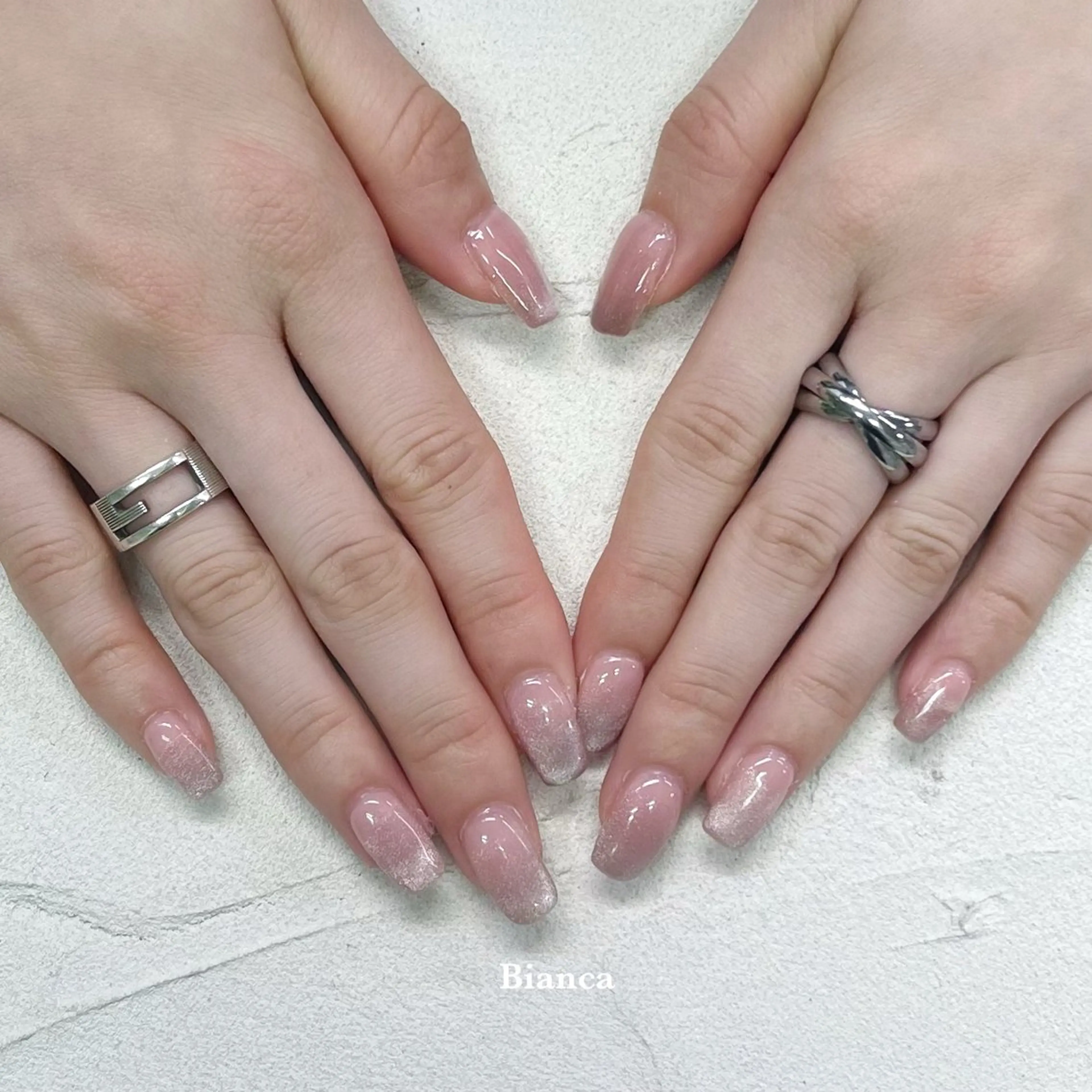 ネイル ジェルネイル グラデーション マグネットネイル ワンホンネイル ハンドネイル Bianca♡ TAKANASHIのネイルデザイン