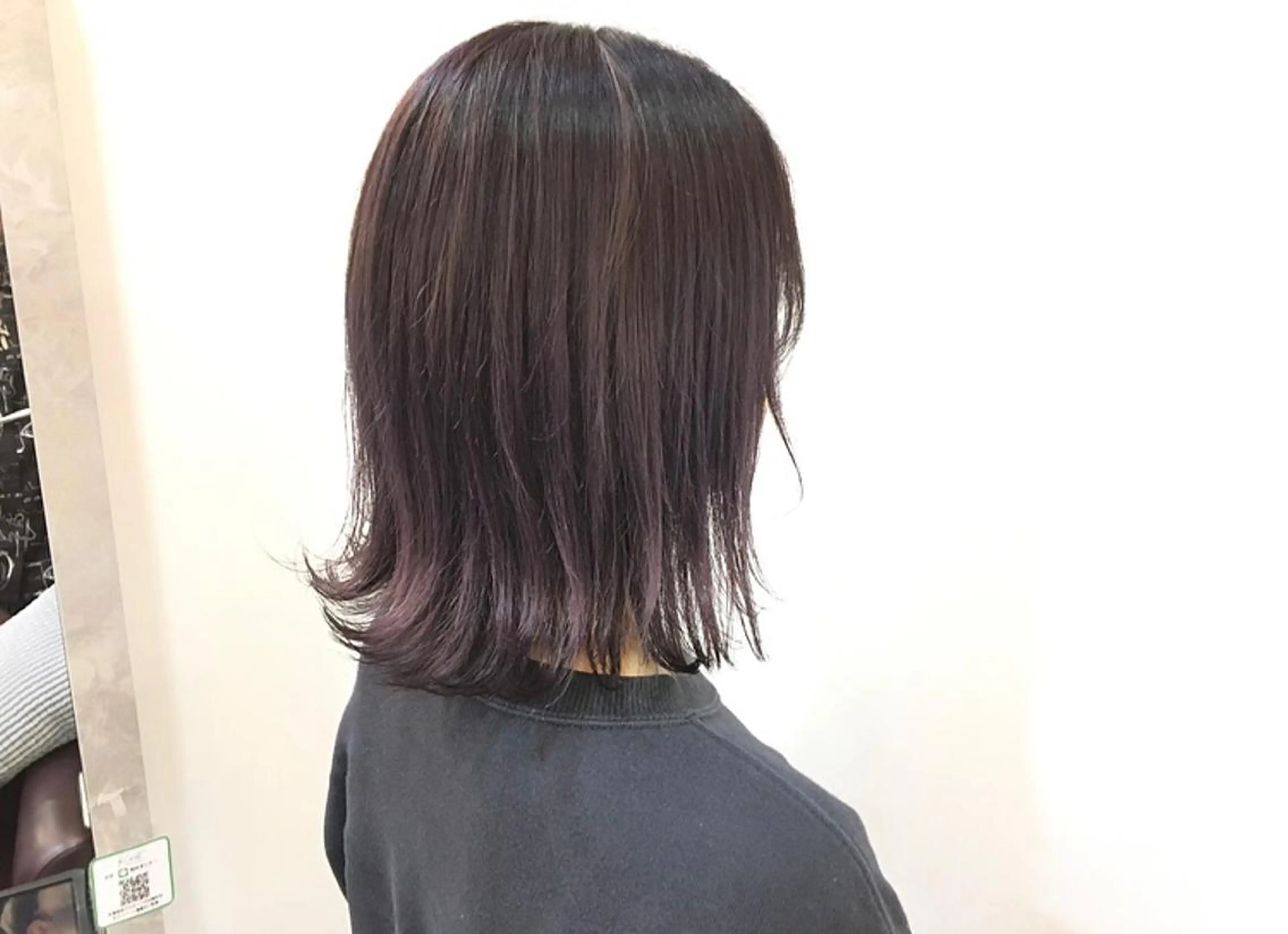 ミディアム カラー アッシュ ブリーチ パープルカラー パープルアッシュ カット ヘアカラー トリートメント 鈴木 翔梧のヘアスタイル