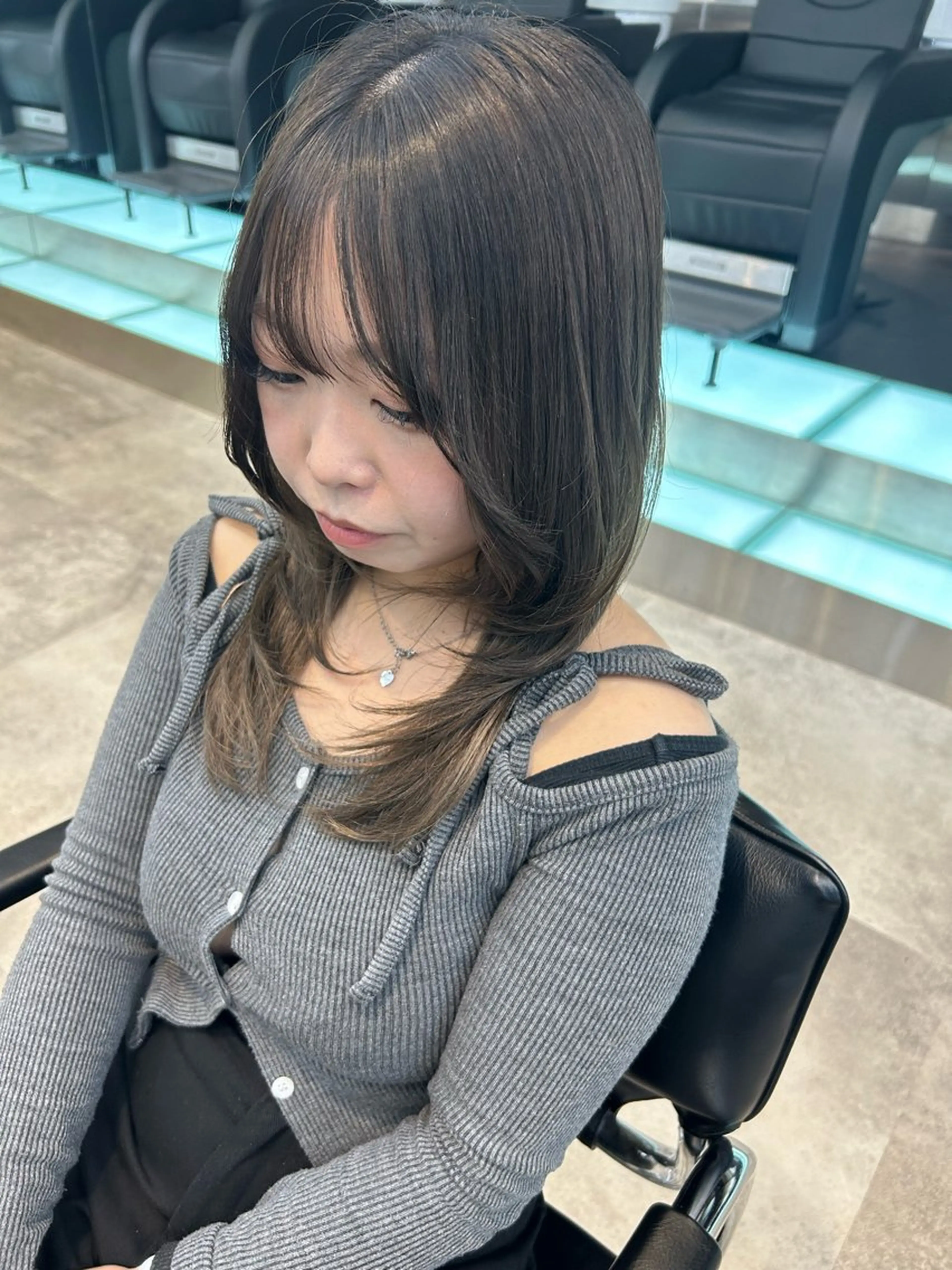 セミロング fifth 安次富　泰雅のヘアスタイル