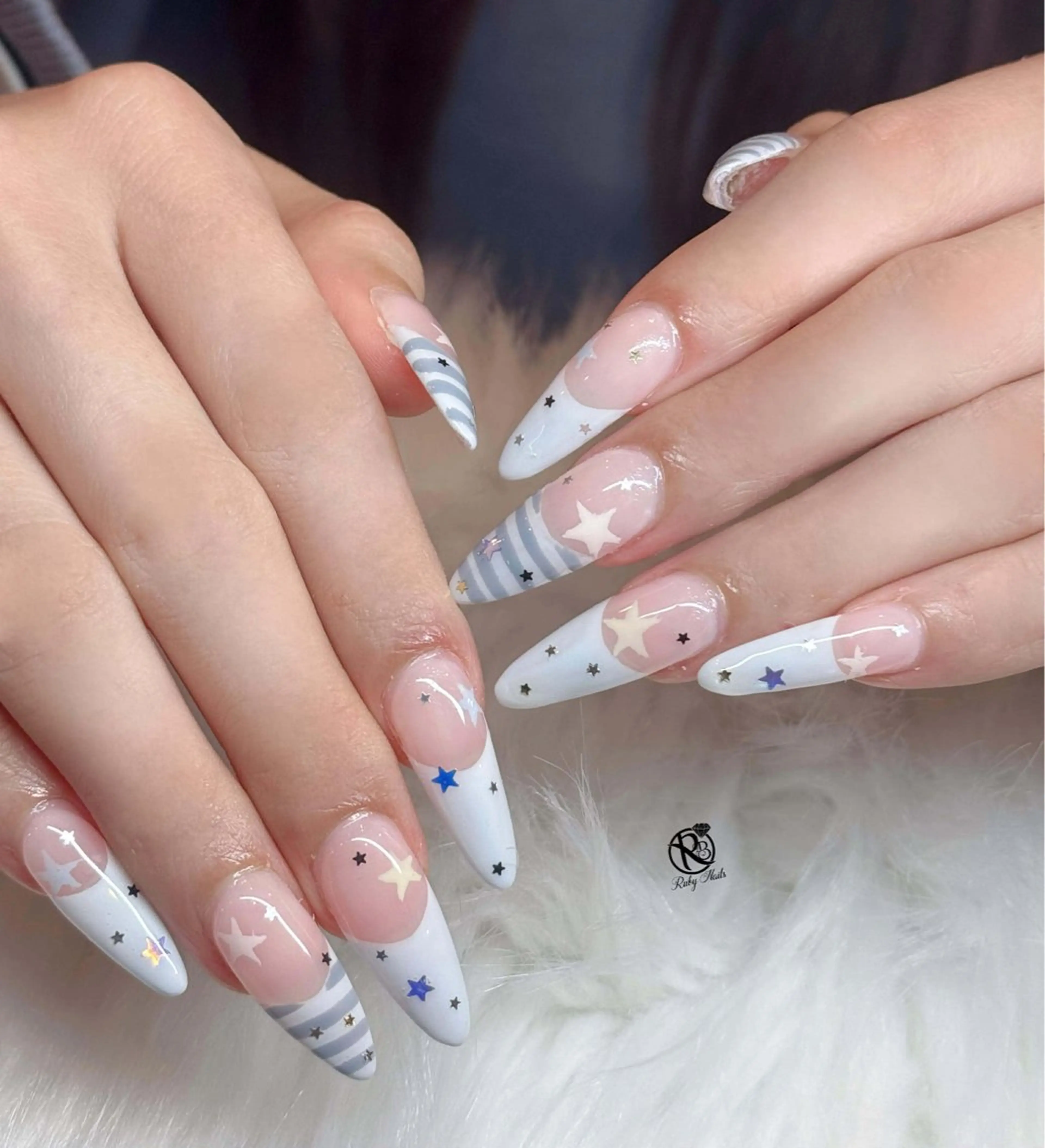 ネイル ボルドー ブラウン チークネイル ドット フットネイル ハンドネイル RUBY Nail 日暮里店のネイルデザイン