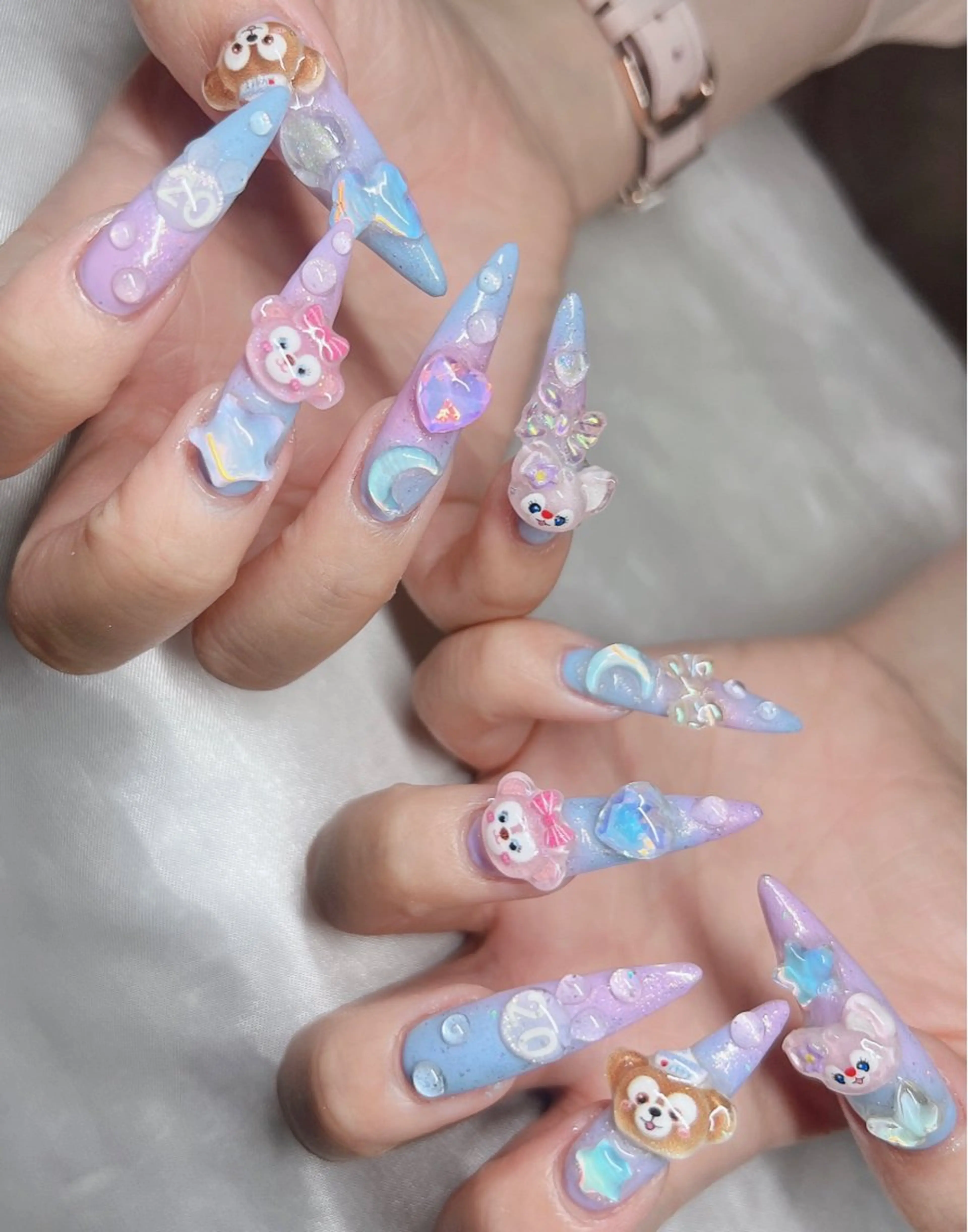 ネイル ハンドネイル Lee Ainのネイルデザイン