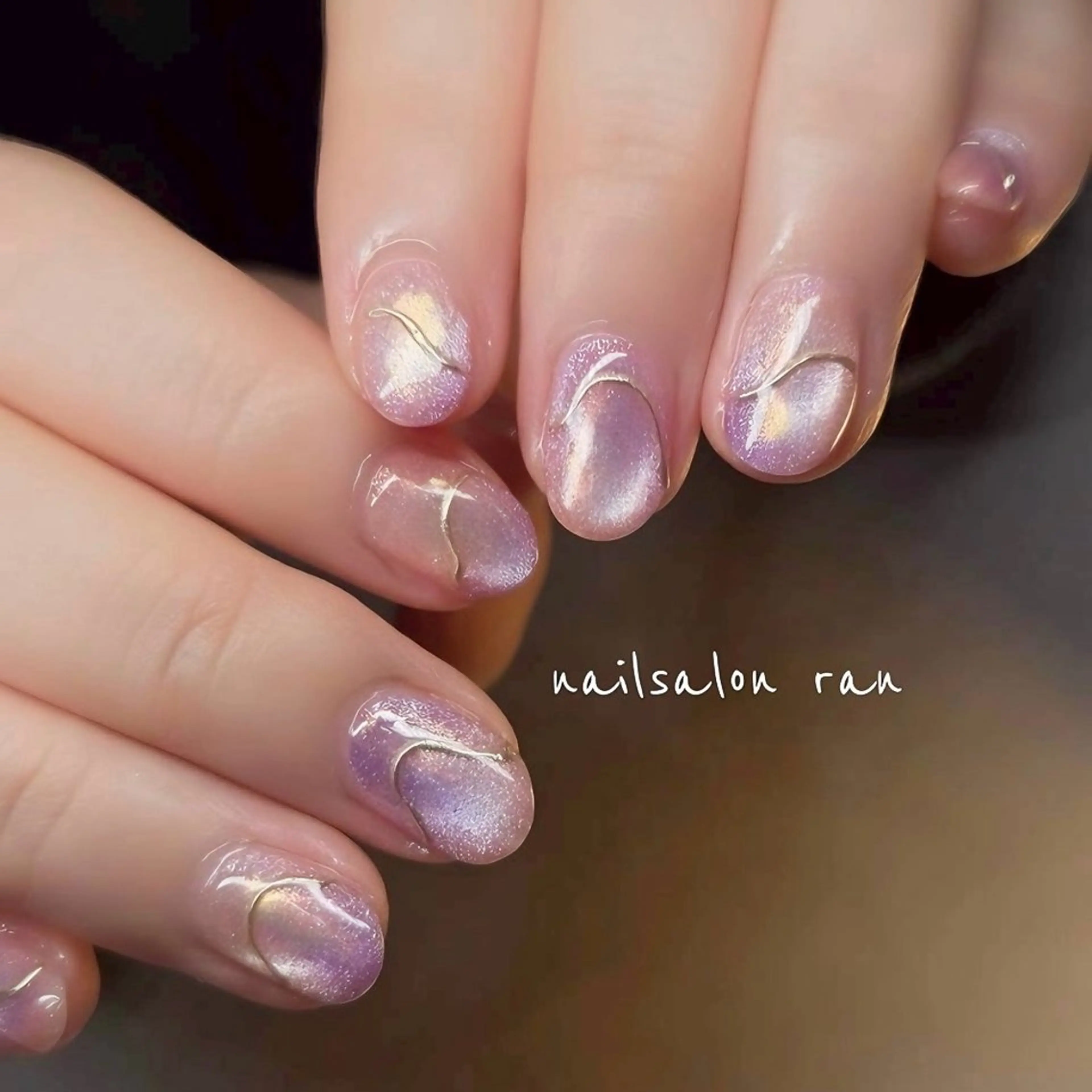 ネイル オーロラネイル マグネットネイル ピンク ハンドネイル ハンドケア nailsalon ranのネイルデザイン