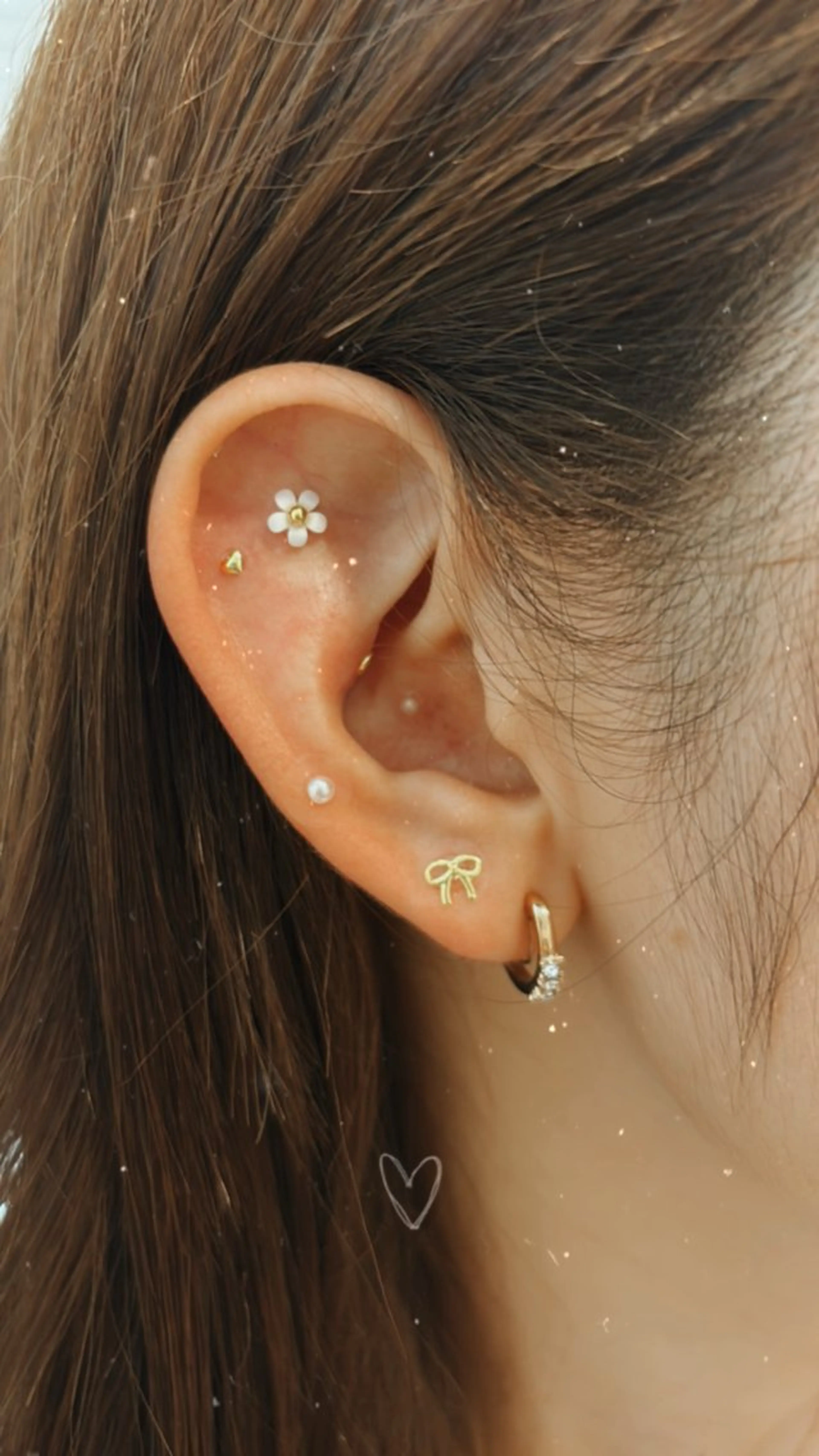 今話題の耳ツボジュエリー💎両耳10粒の写真