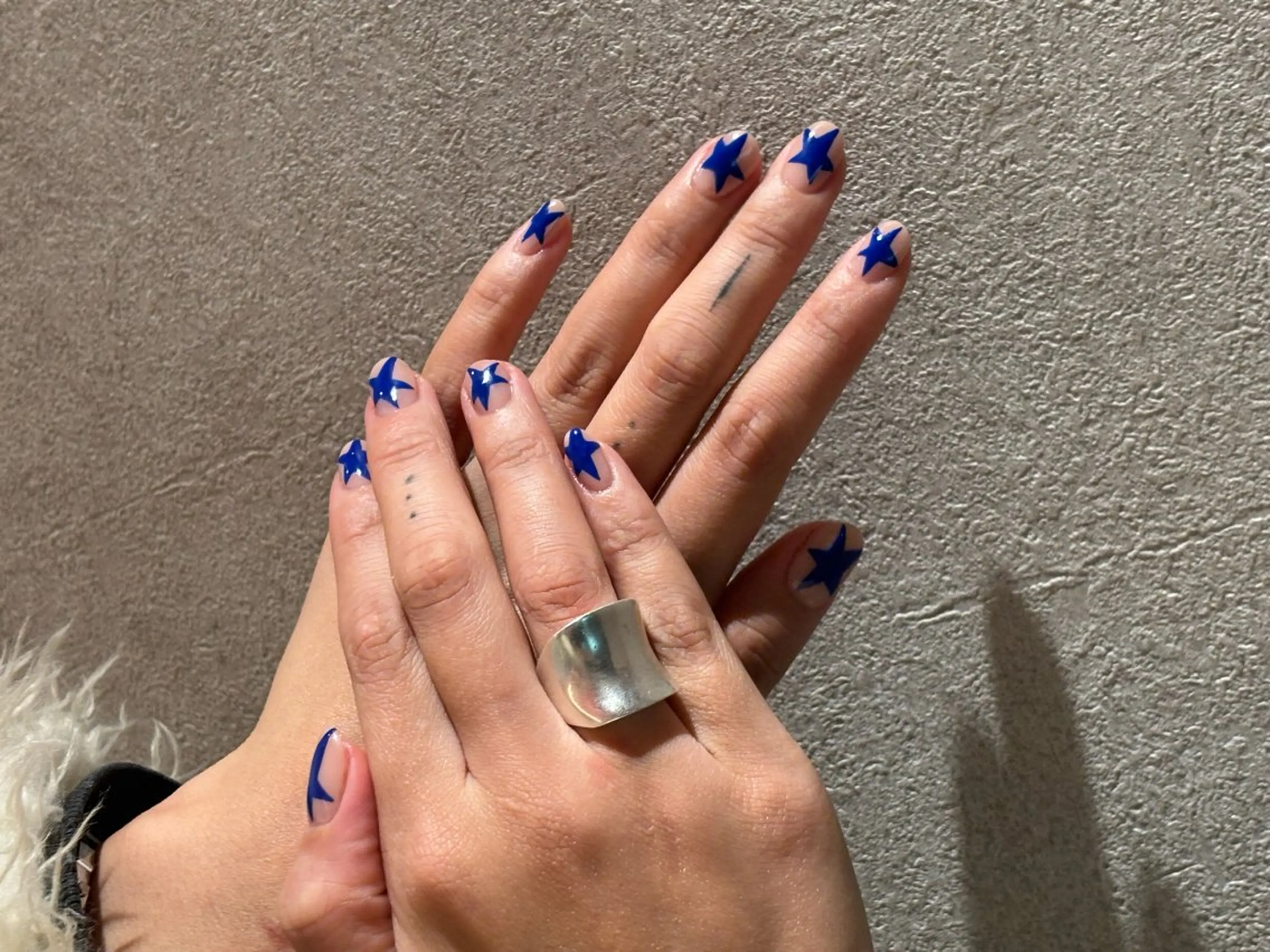 ネイル ジェルネイル マグネットネイル 持ち込み パラジェル シンプルネイル ハンドネイル Huea所属・Huea _ayaのネイルデザイン