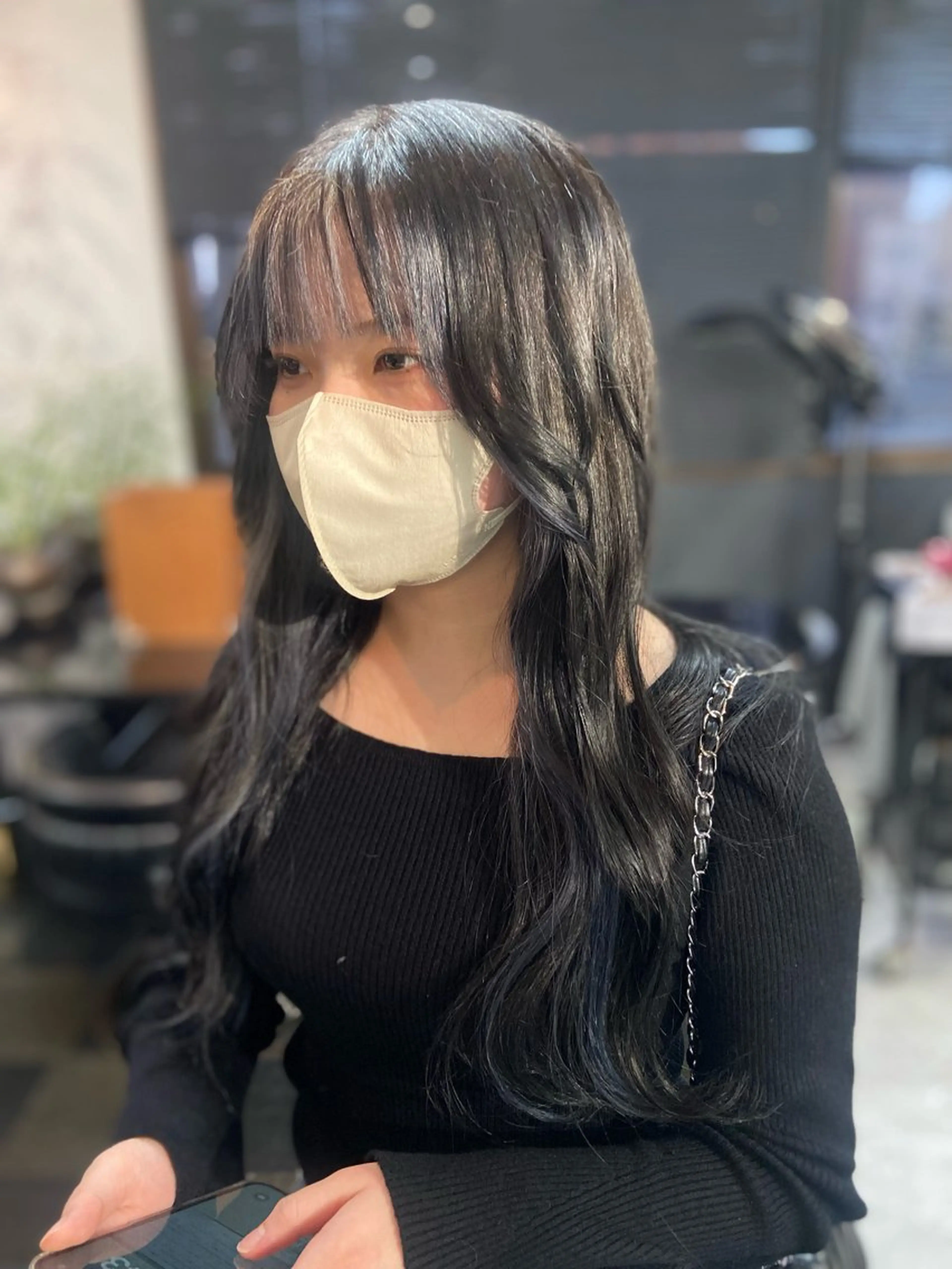 ロング 瀧下 唯のヘアスタイル