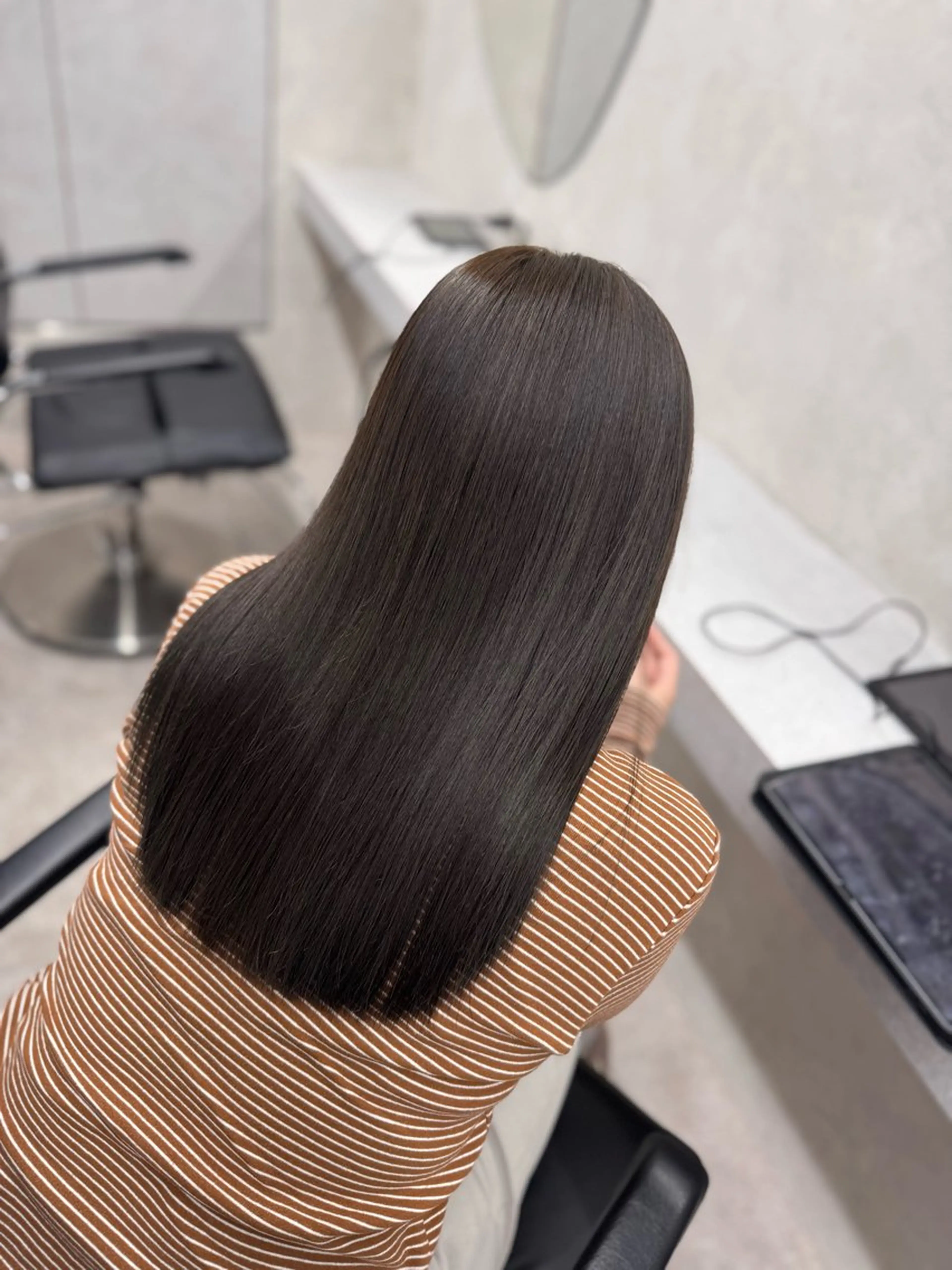 セミロング ヘアカラー トリートメント モテ・愛されカラー 🕊️SOMA🐇のヘアスタイル