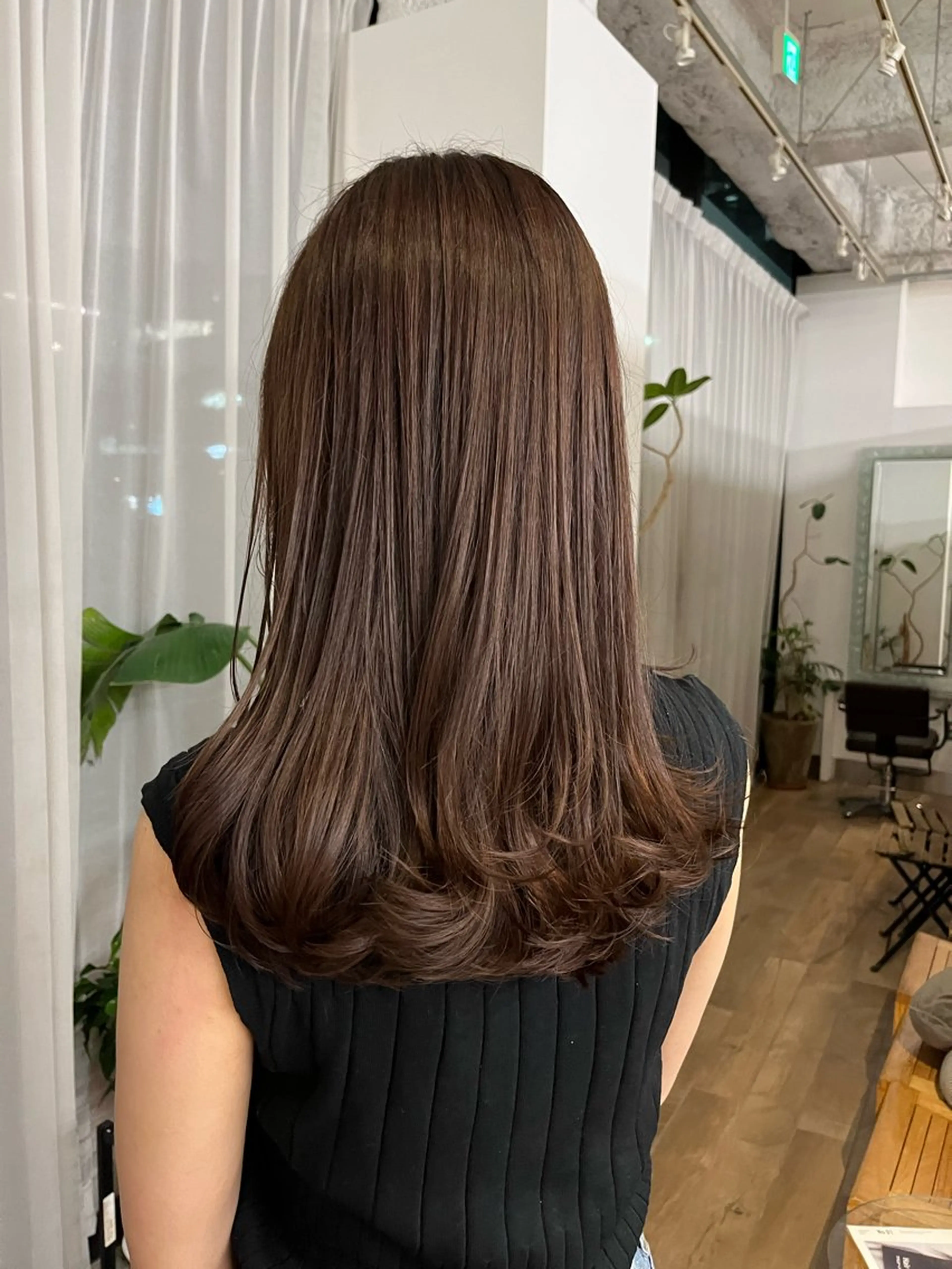 ロング カラー レイヤーカット brisa所属・迎 凪紗のヘアスタイル