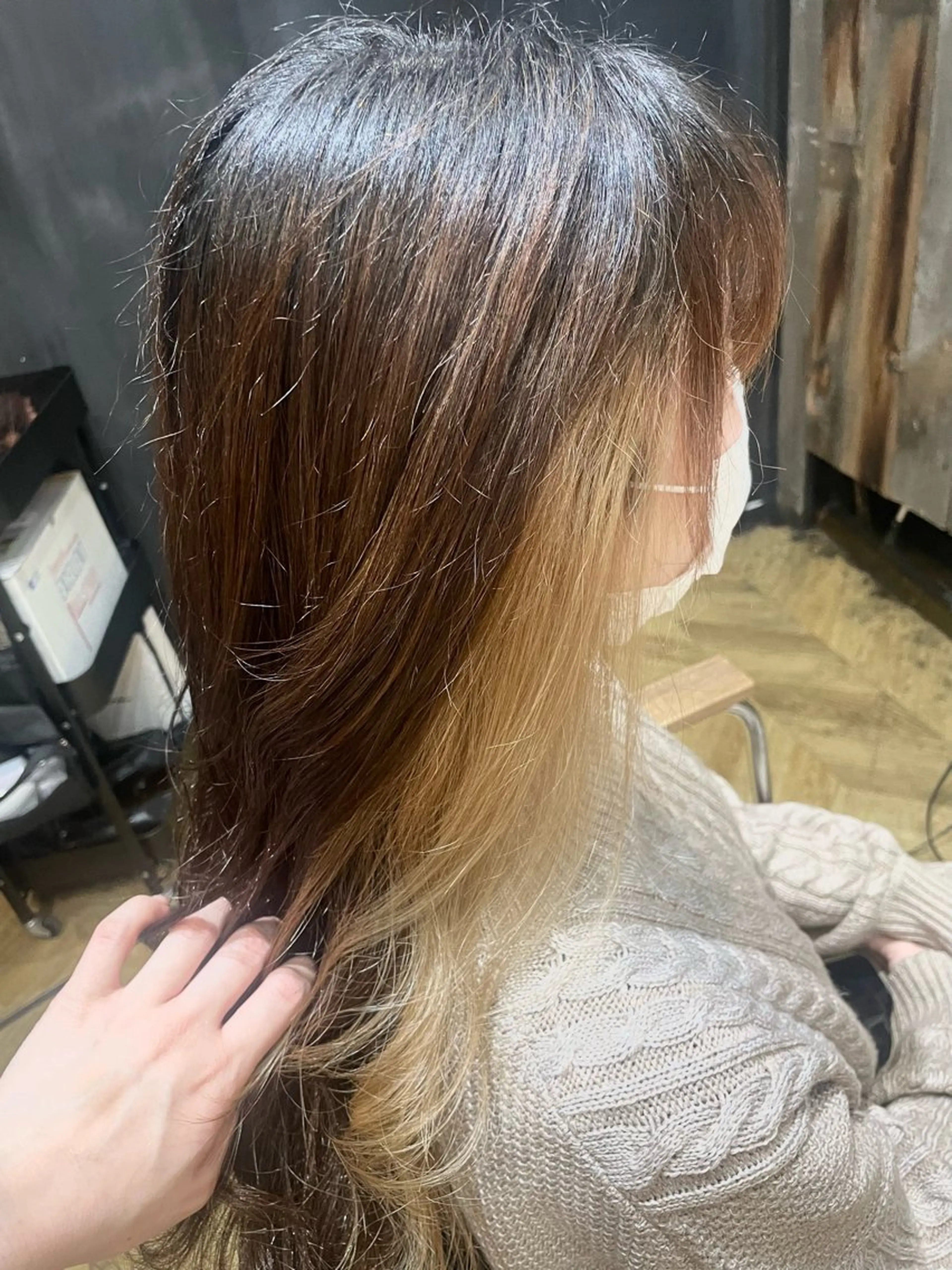 ロング AUBE HAIR light 明石店所属・【Wカラー、美髪】 アンダチミサコのヘアスタイル