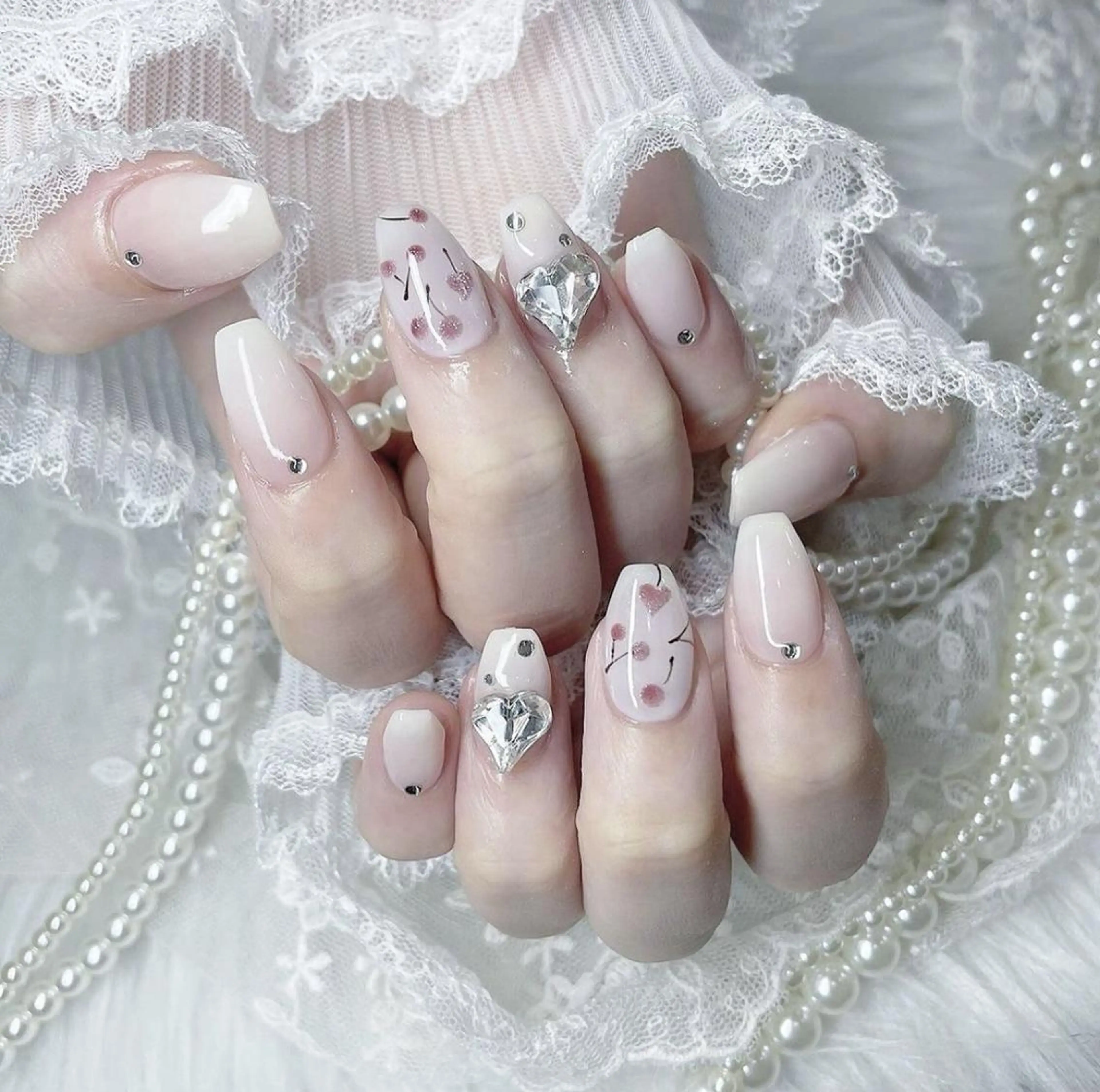 ネイル M.Y ネイル🩷のネイルデザイン