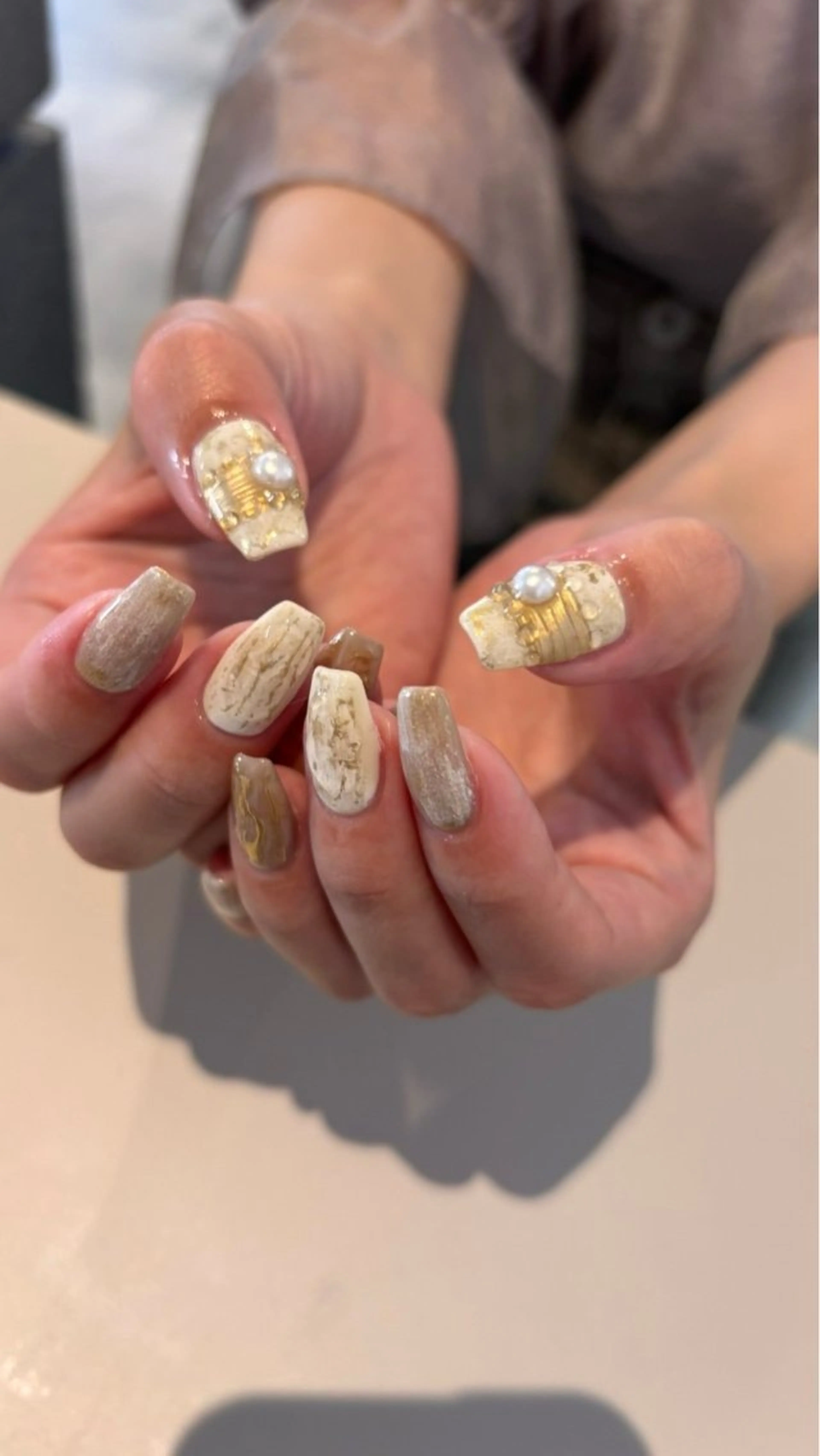 ネイル ニュアンスネイル haru .のネイルデザイン