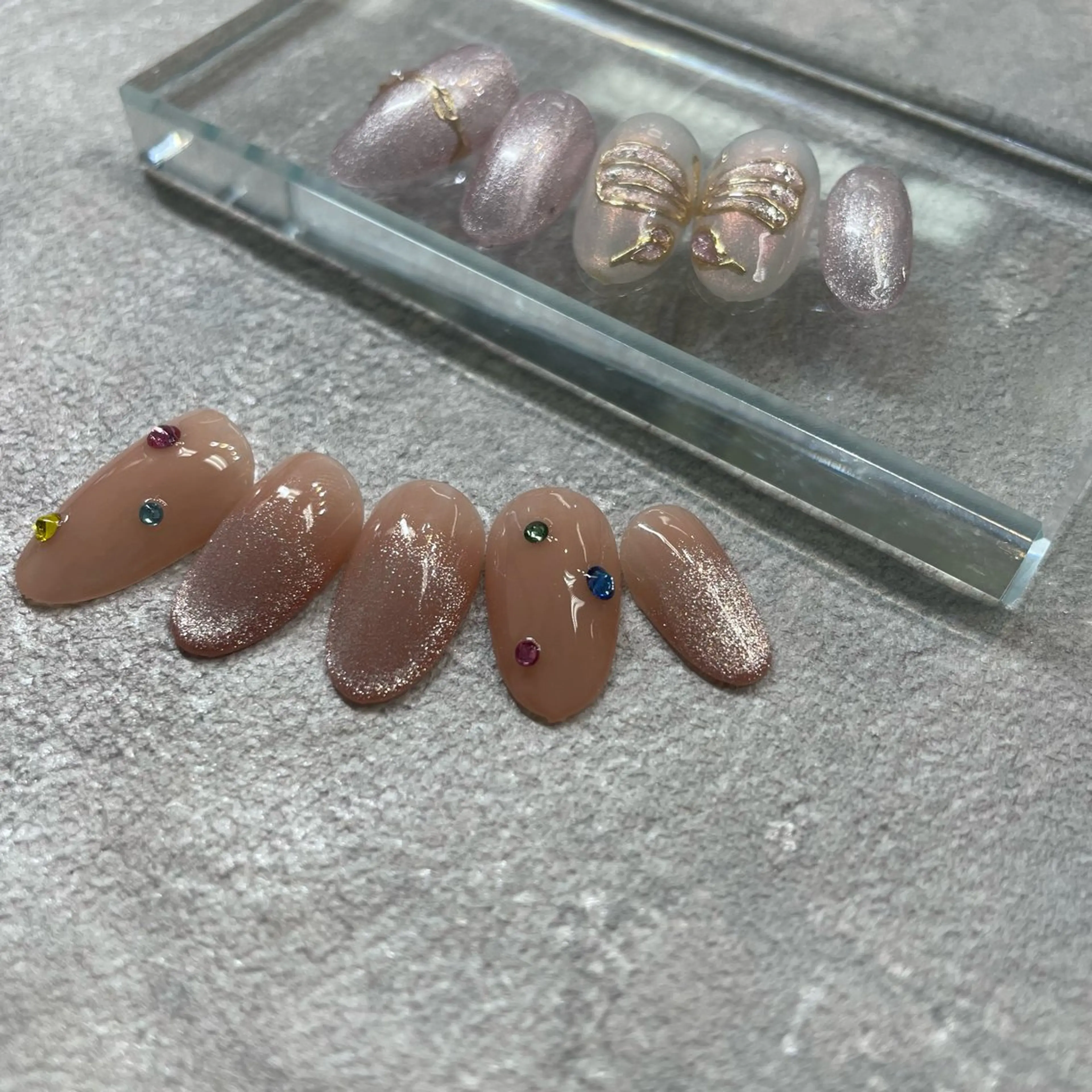 ネイル 澤田 葵のネイルデザイン