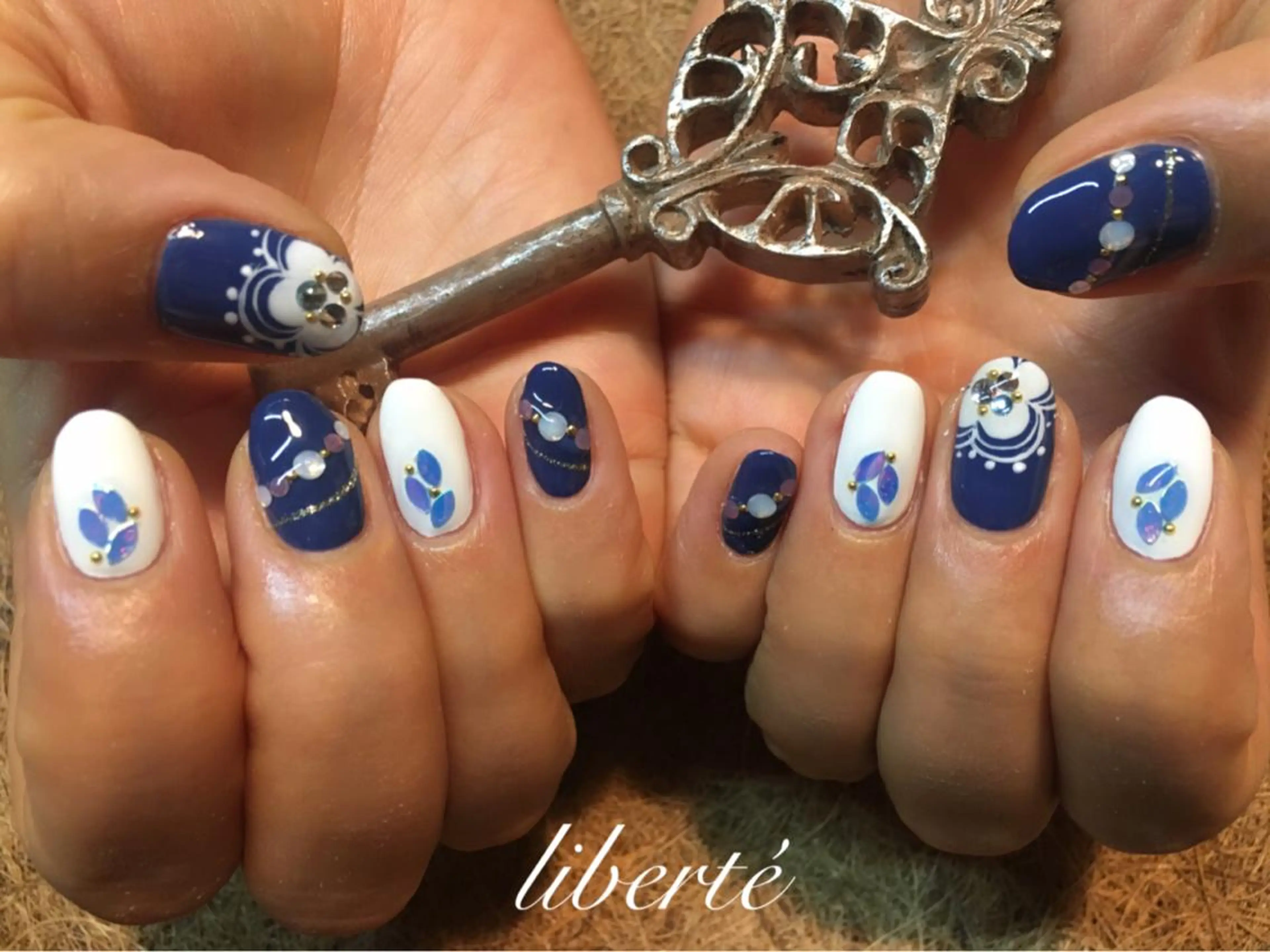 ネイル liberté (リベルテ)のネイルデザイン