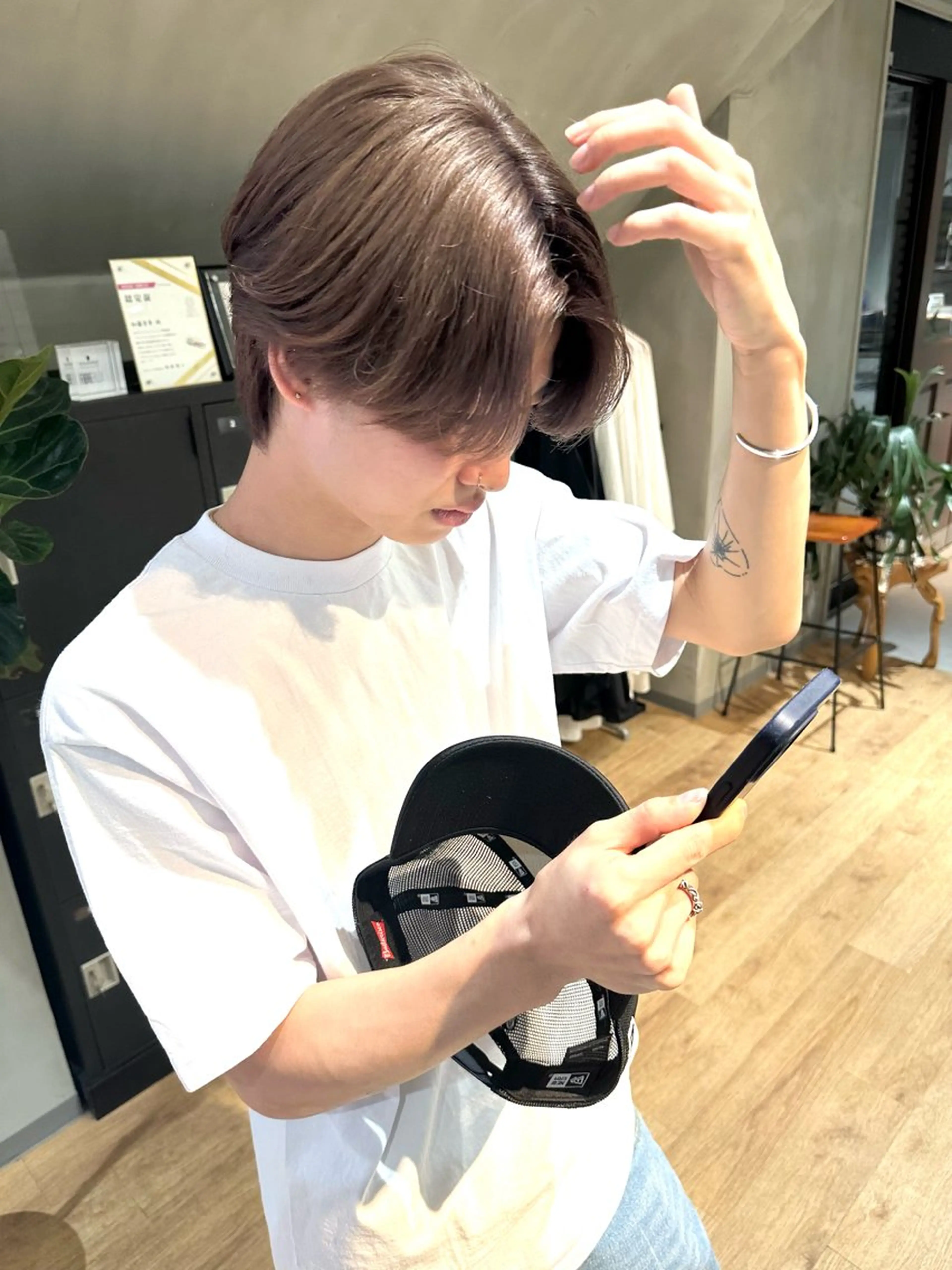 ショート カラー メンズ aina🐱 カラー/ストレートのヘアスタイル