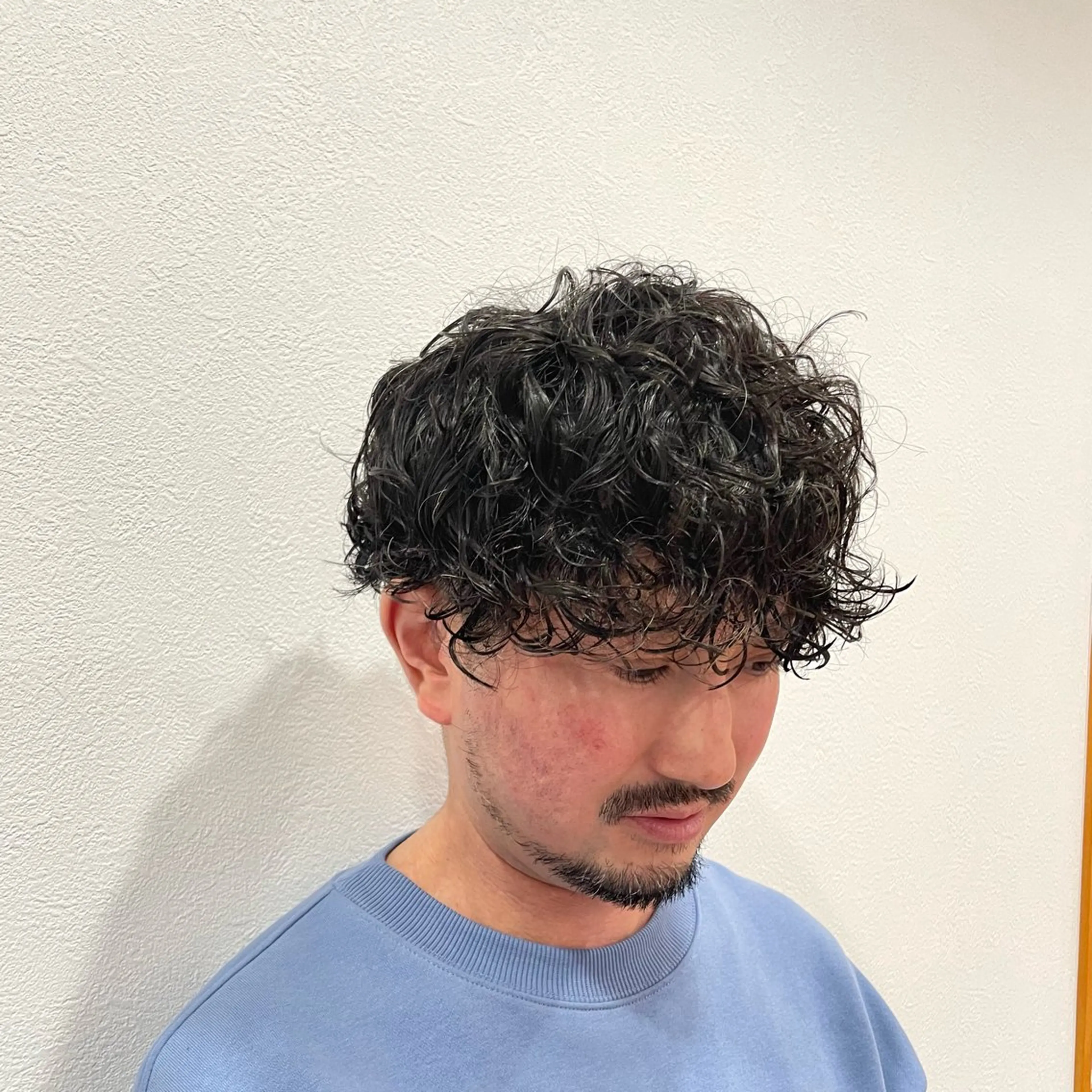 パーマ メンズ メンズパーマ プードルパーマ プードルパーマ カット パーマ トリートメント Aguhairponte所属・メンズ 特化・川田のヘアスタイル