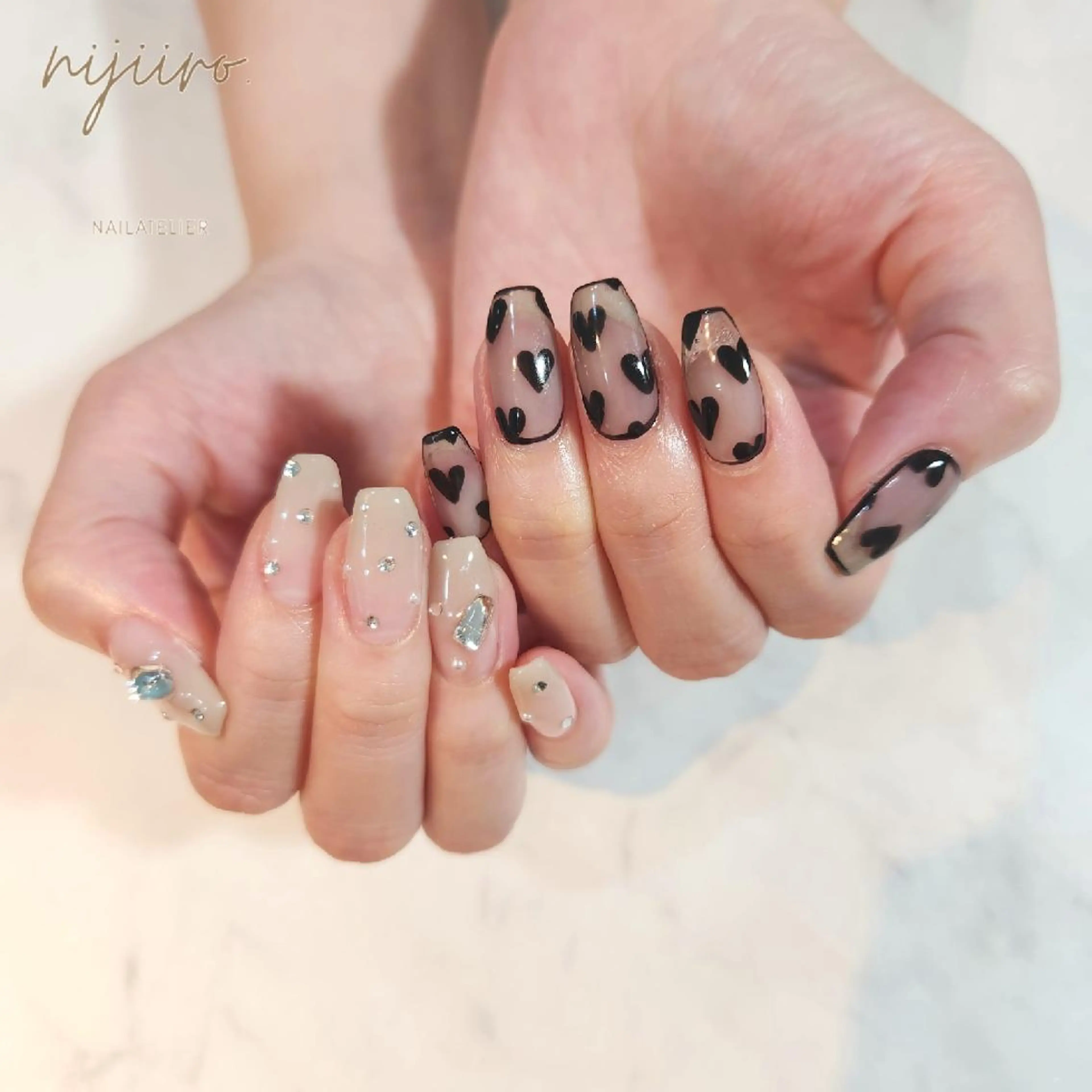 ネイル ハンドネイル nailatelier nijiiro.所属・nijiiro🌈 サトウのネイルデザイン