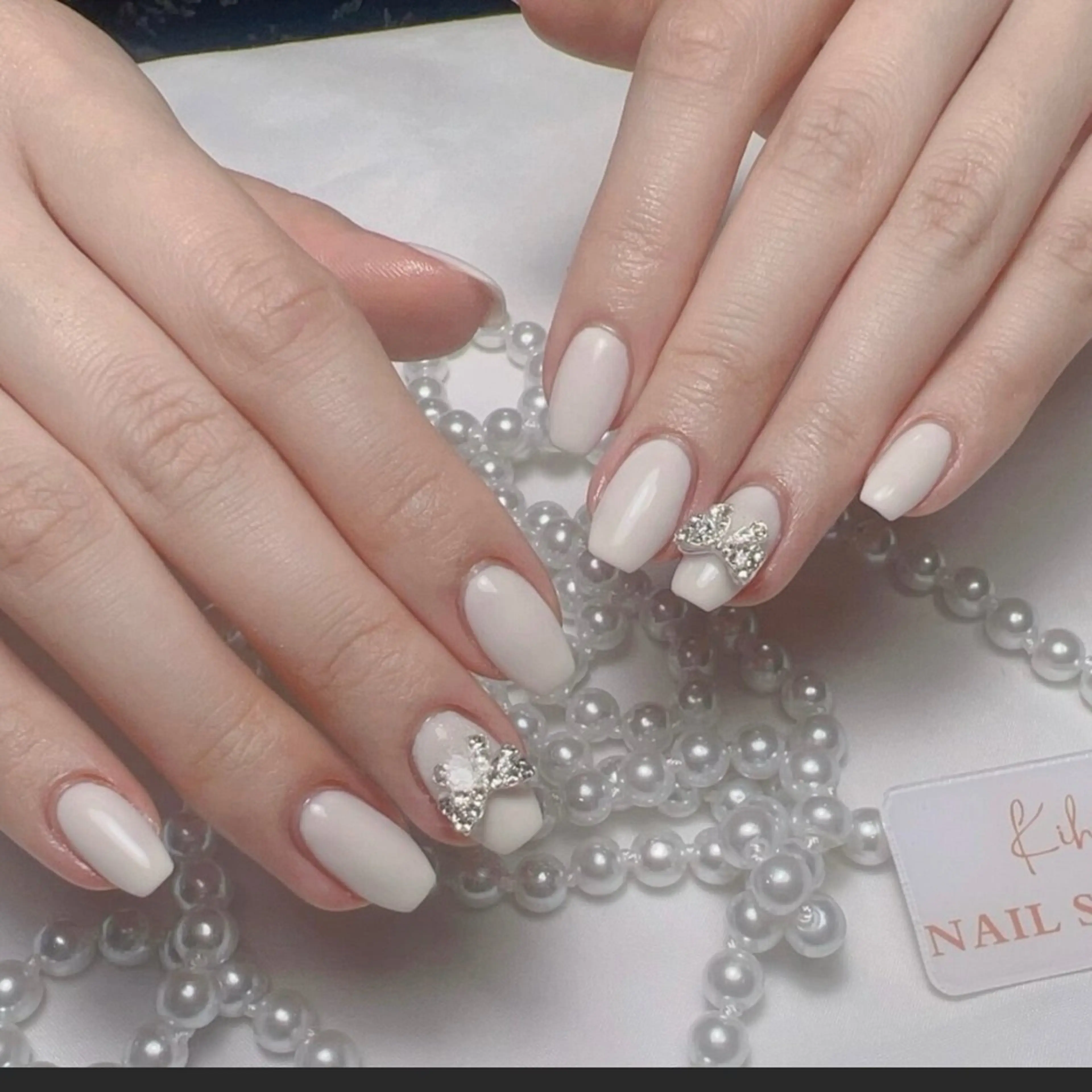 ネイル アートネイル フレンチネイル ジェルネイル グラデーション 韓国ネイル ハンドネイル 💕鈴木ユリ パラジェル/オフ無料のネイルデザイン