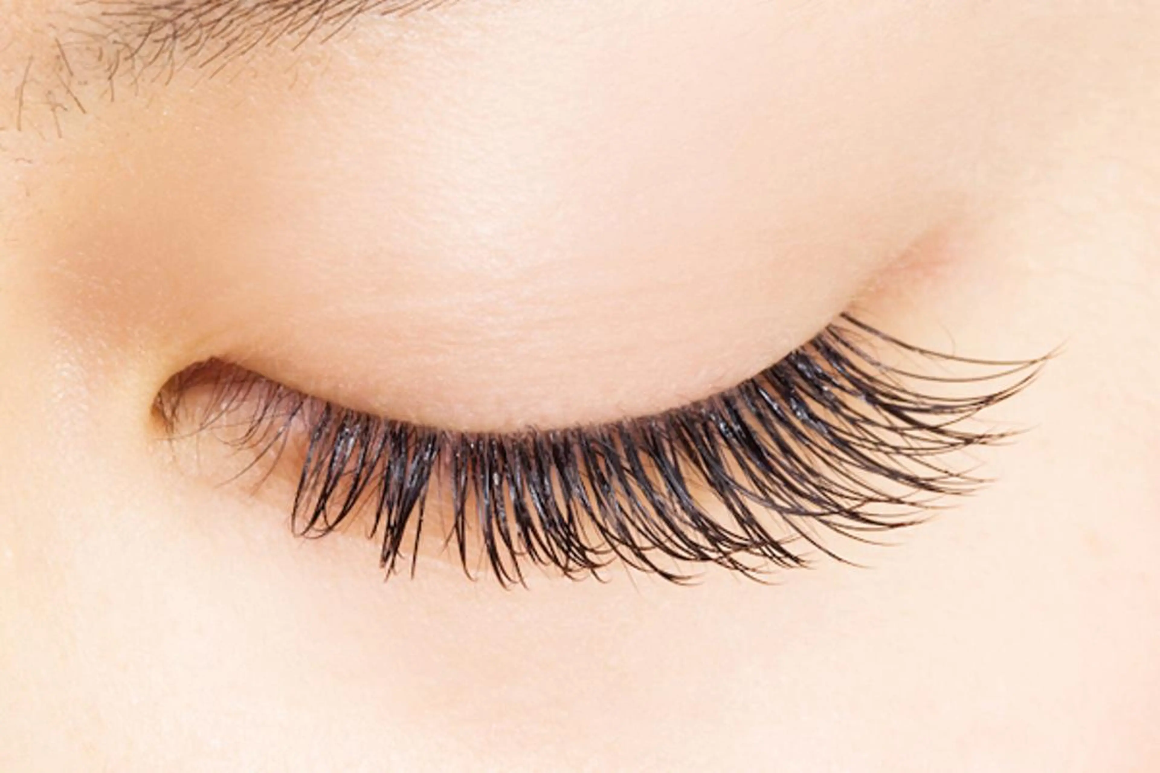 マツエク・マツパ eye405 新宿店所属・eye405 Minaのマツエク・マツパデザイン