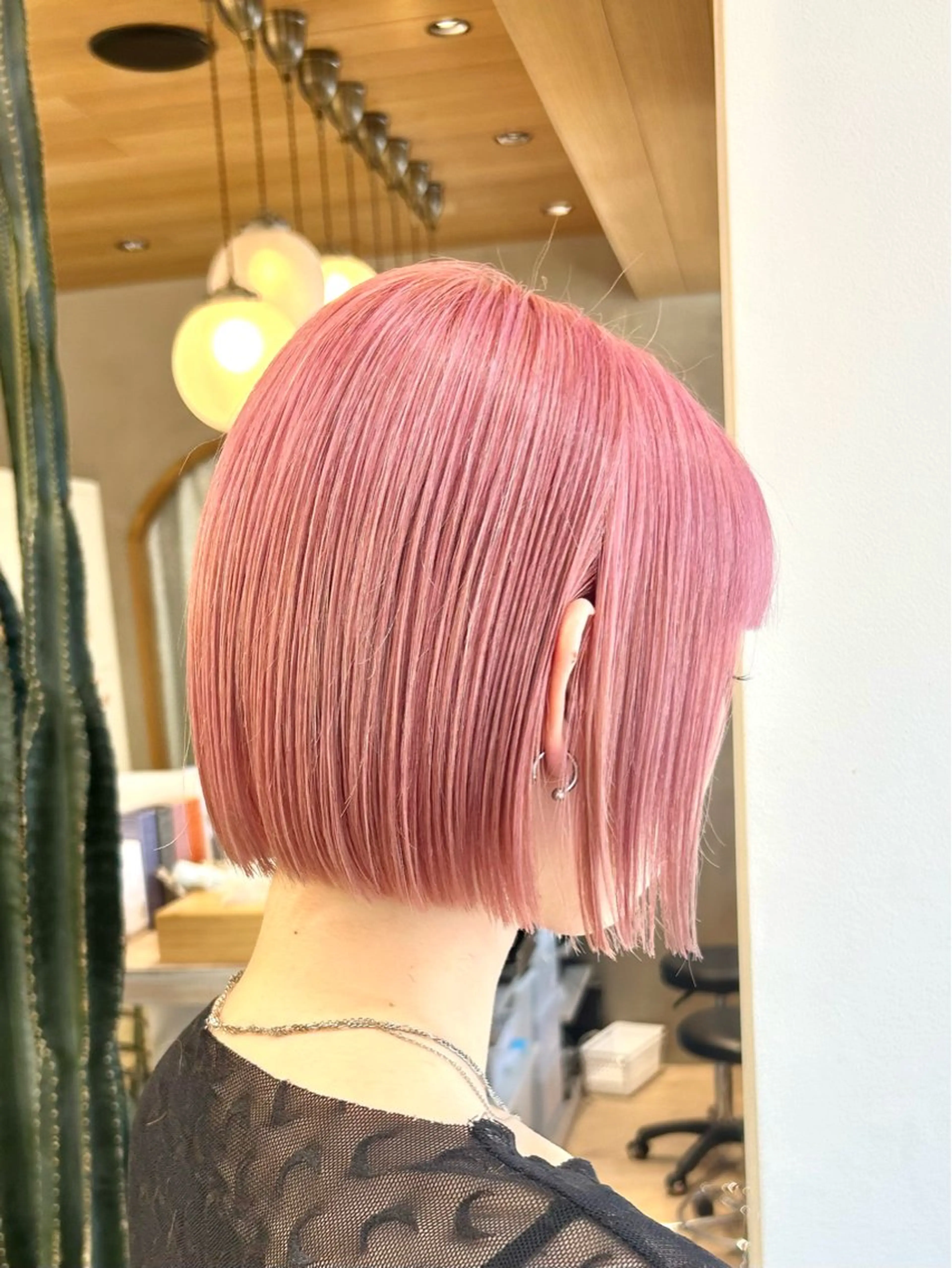 ショート カット ヘアカラー トリートメント 🩵縮毛矯正/ブリー チ/髪質改善/いつかのヘアスタイル