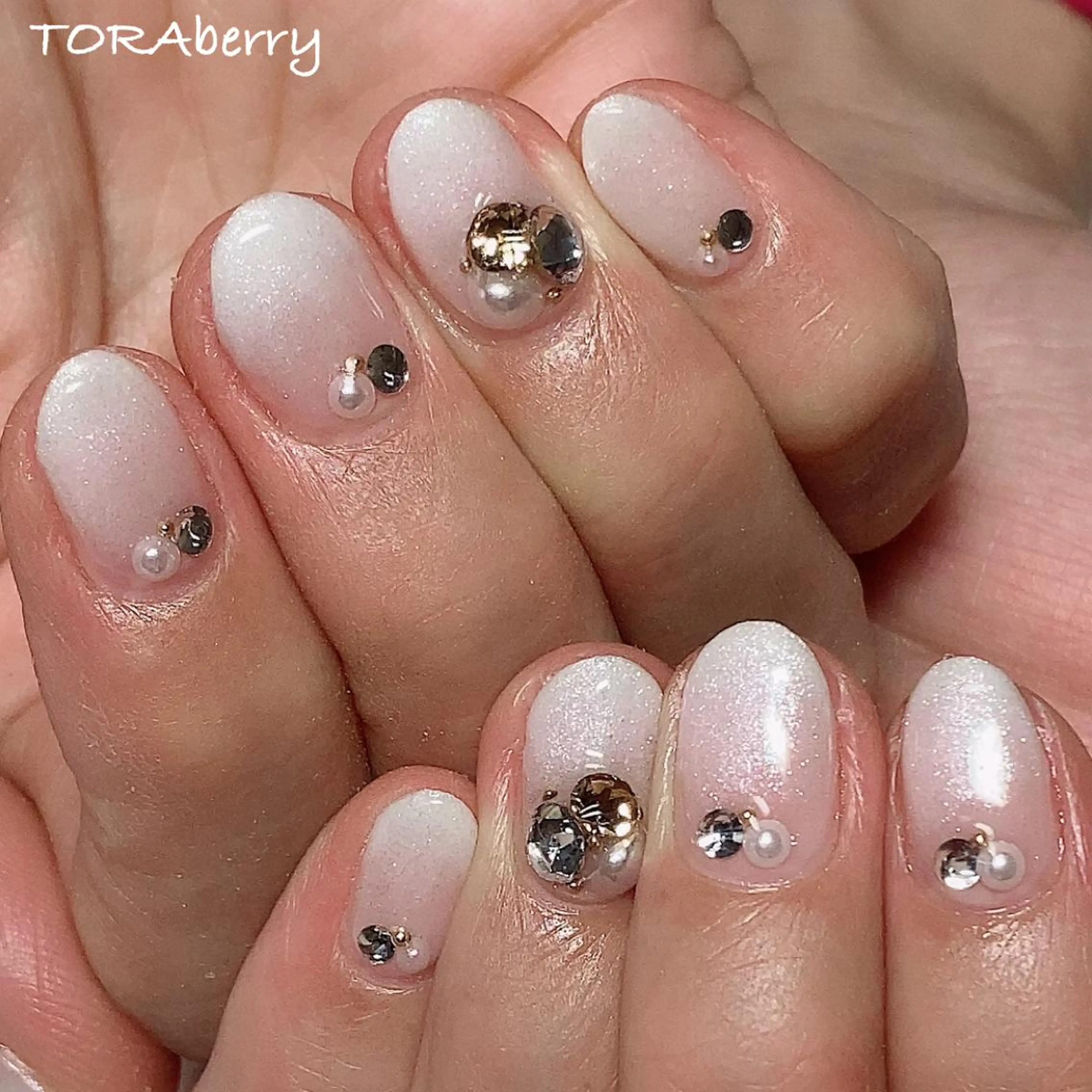 ネイル ハンドネイル ネイリスト なつみのネイルデザイン