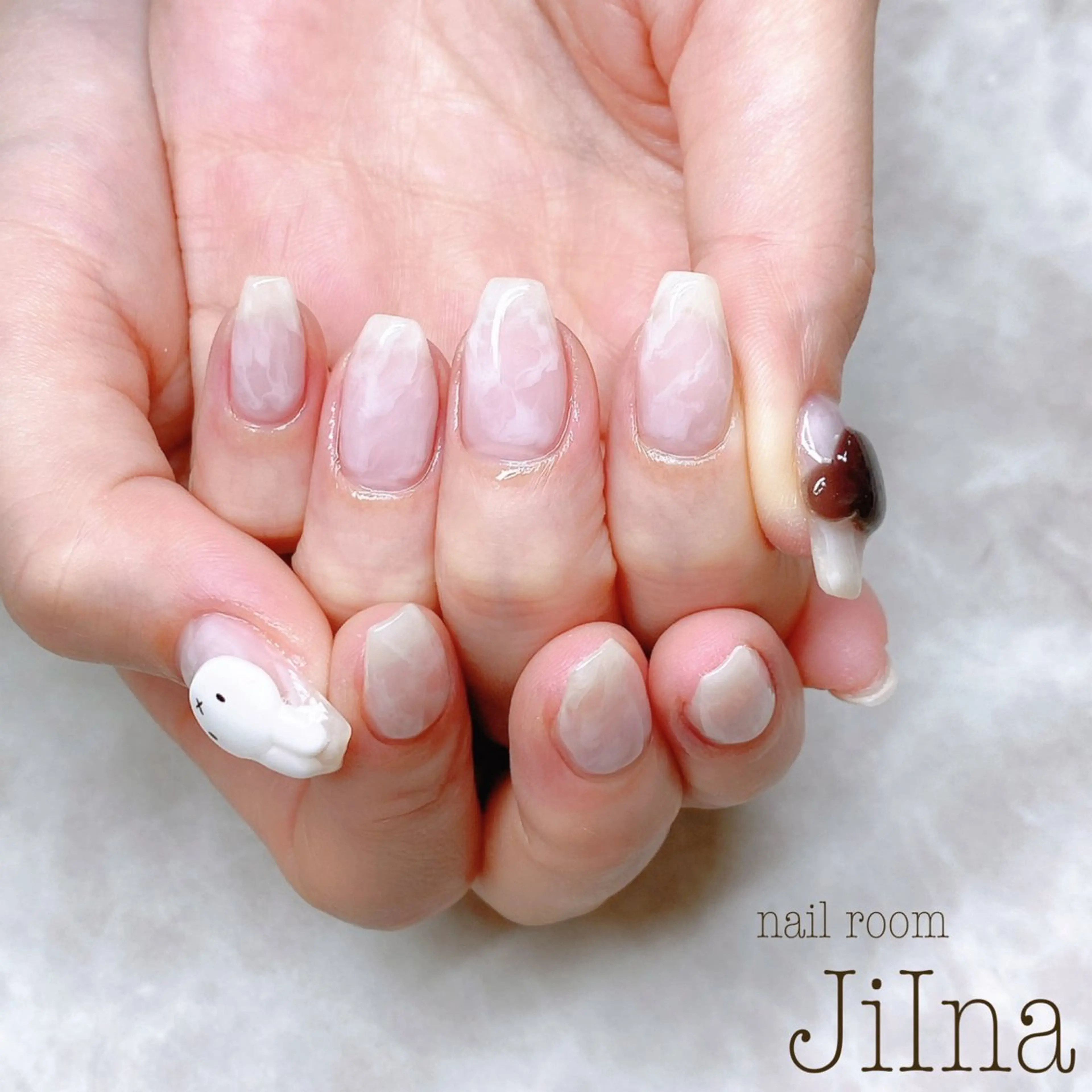 ネイル 持ち込み JiIna nailのネイルデザイン