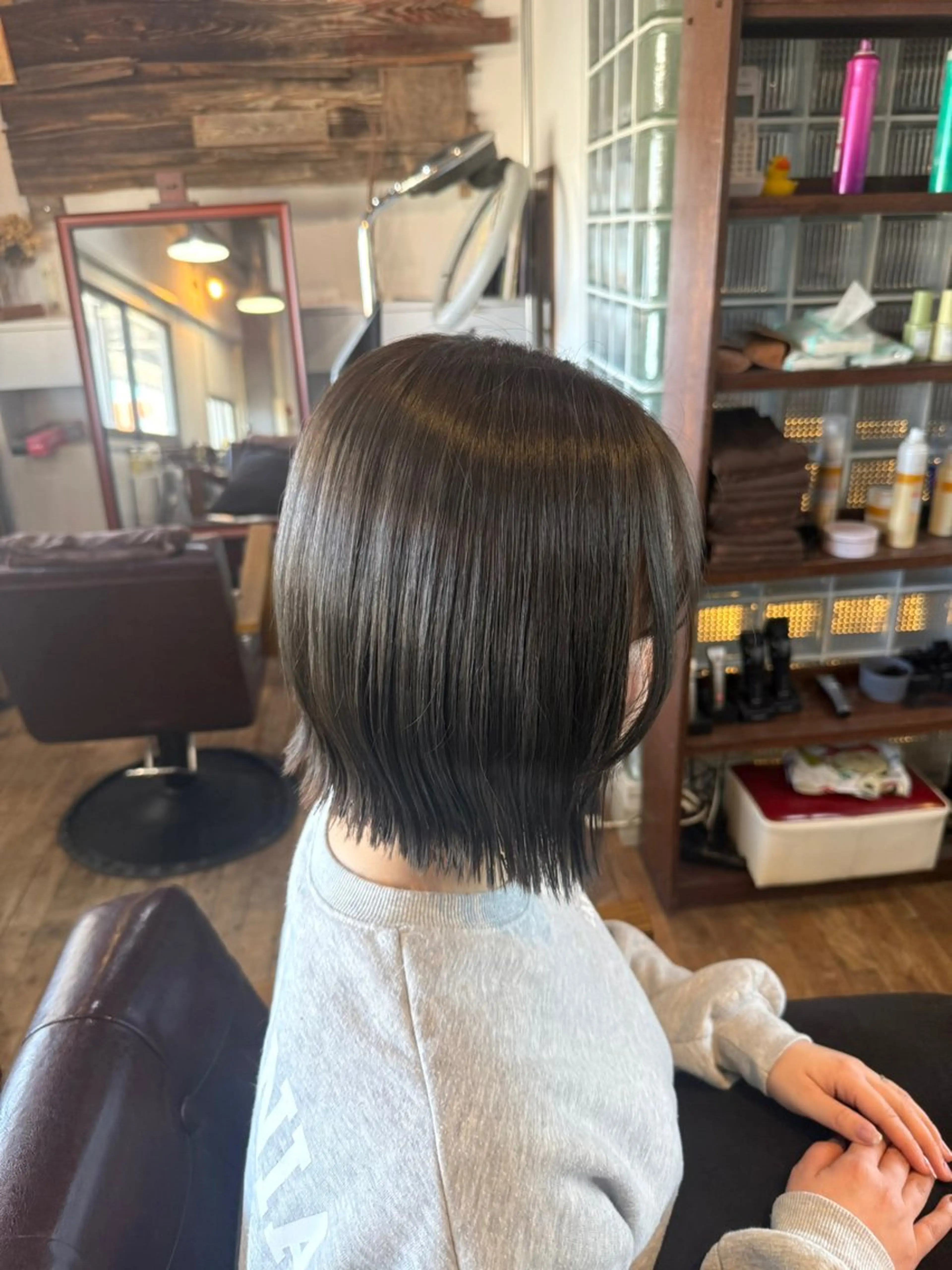 カラー オリーブカラー カット ヘアカラー トリートメント Lism宇都宮 MIKAのヘアスタイル