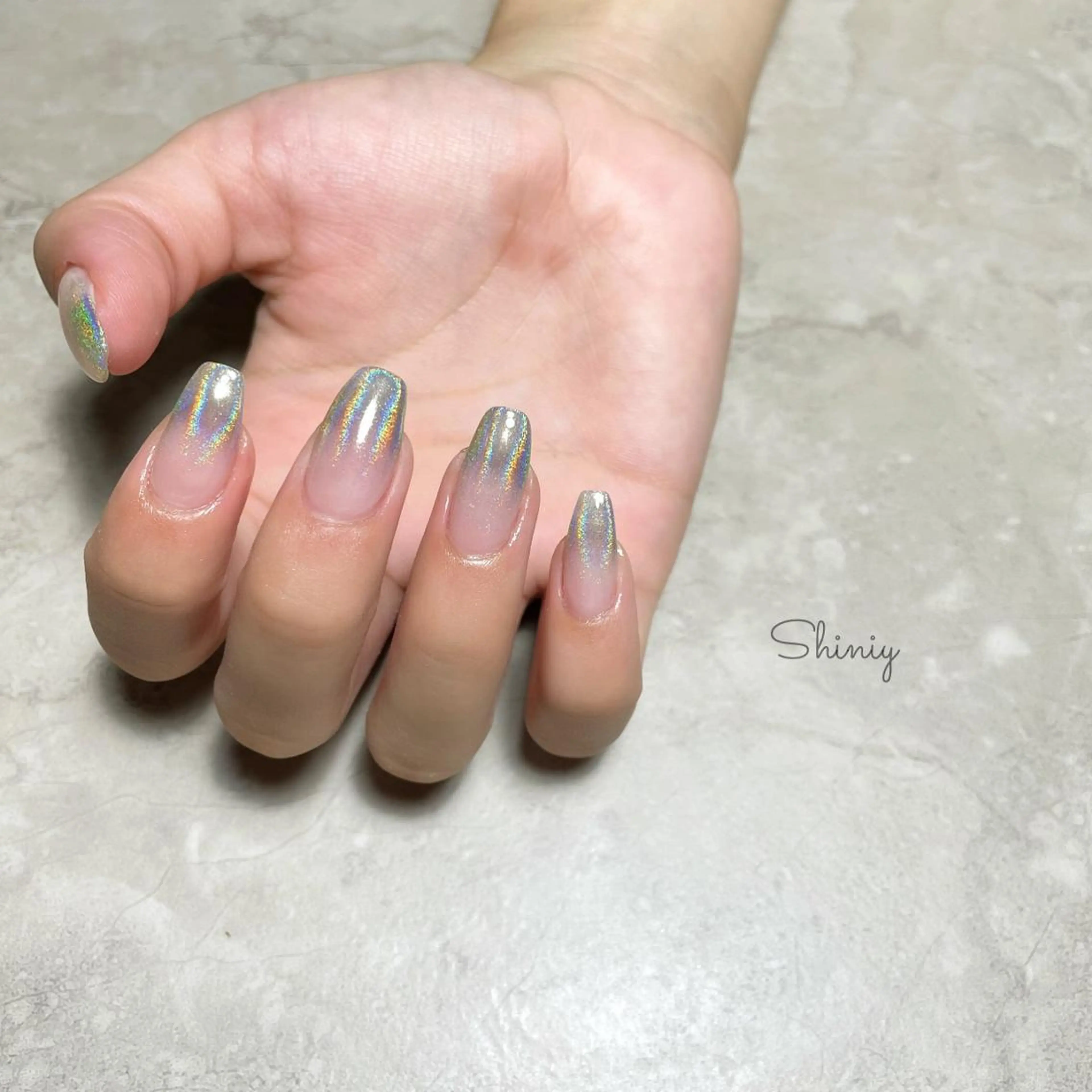 ネイル オーロラネイル グラデーション ハンドネイル ネイル＆脱毛サロン ユイカのネイルデザイン