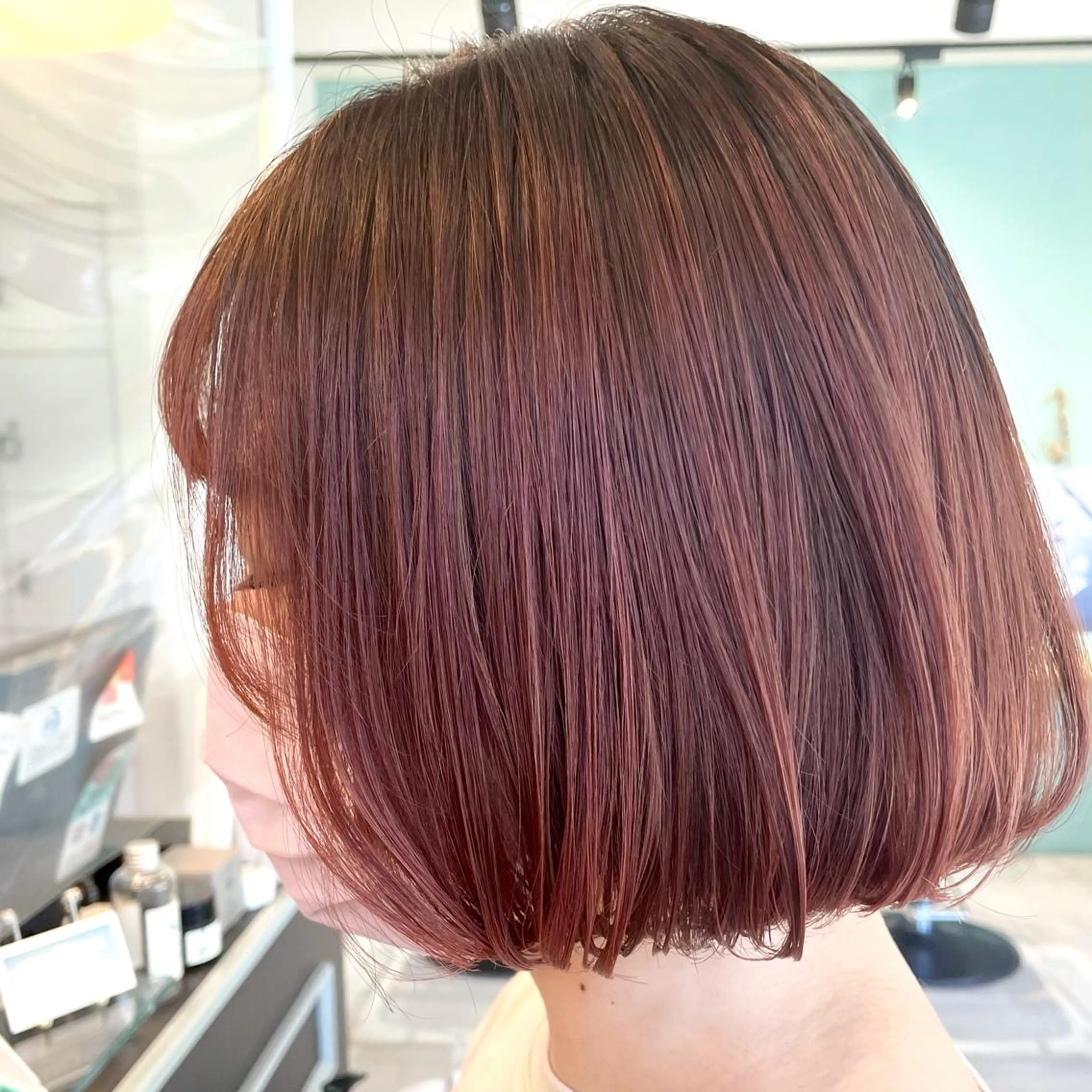 ショート カラー スナコザワ レナのヘアスタイル
