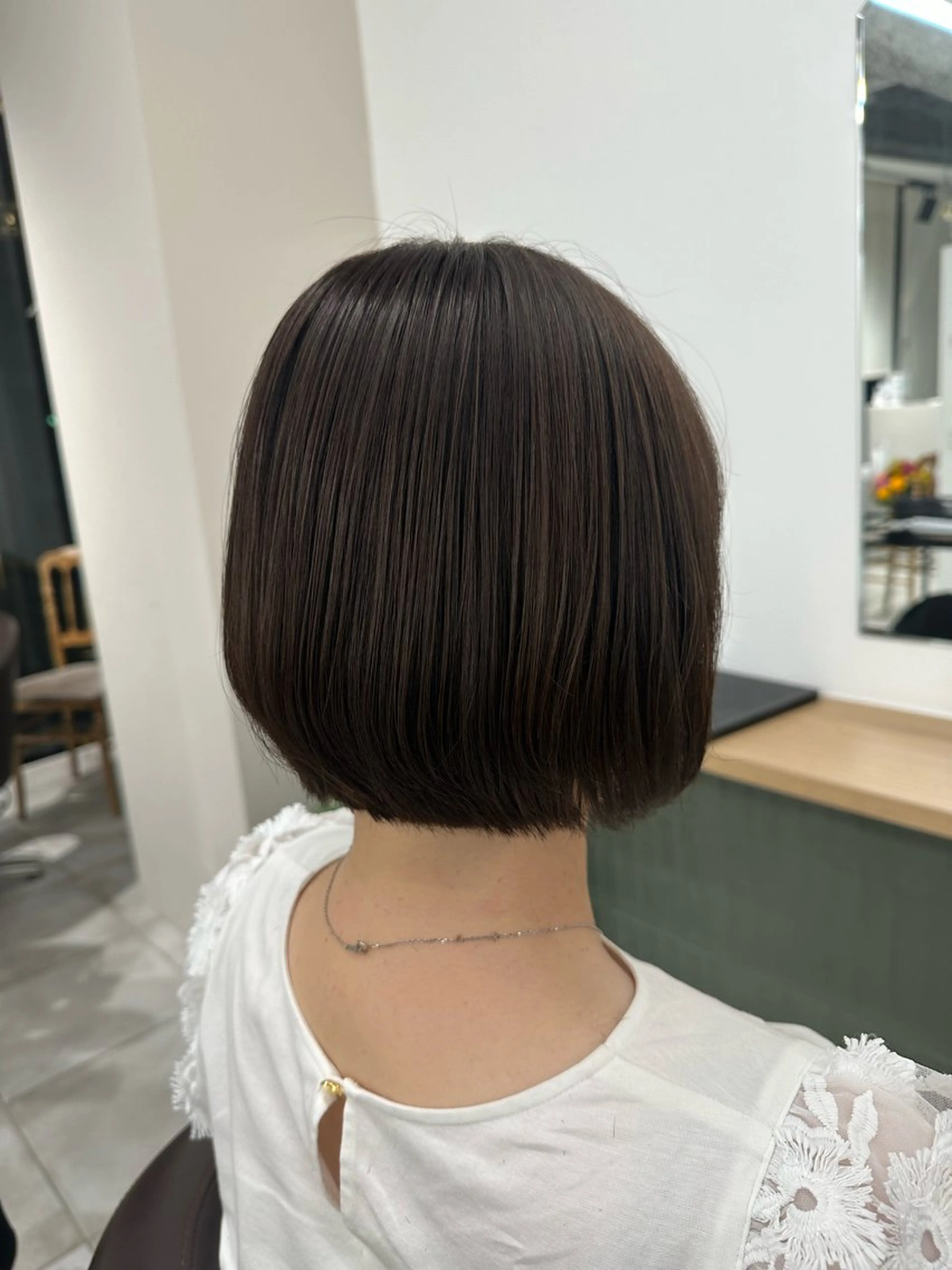 ミディアム ブリーチなし/レイヤ ー特化🌈Tommyのヘアスタイル