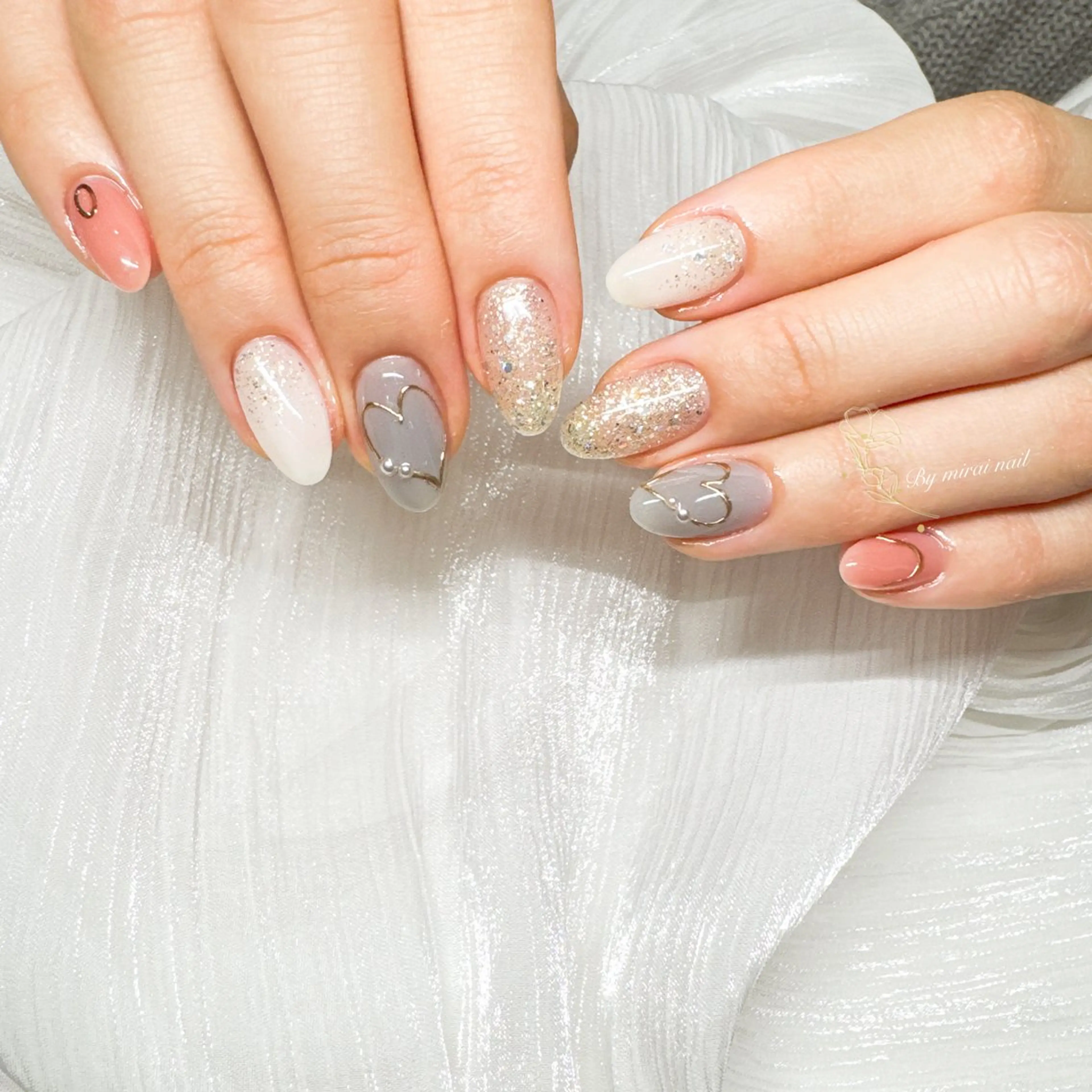 ネイル ハンドネイル ネイルサロン 9Carats神田のネイルデザイン