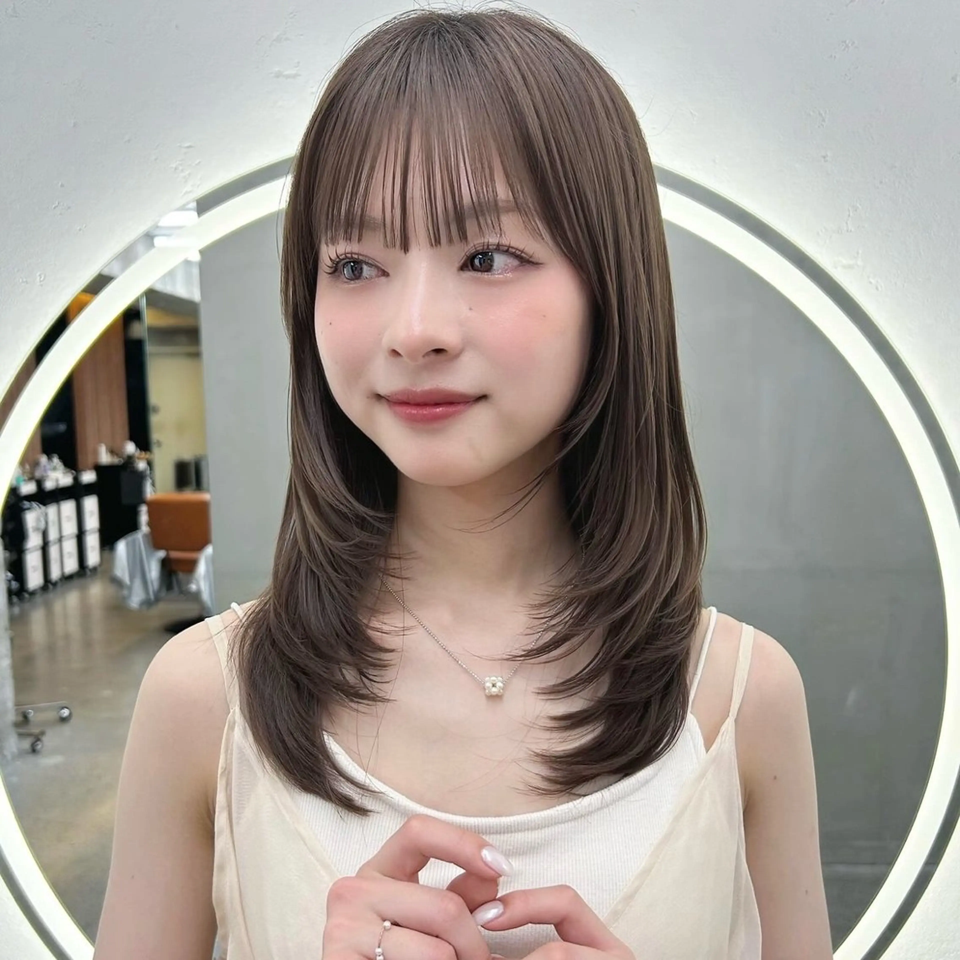 ミディアム カット ヘアカラー トリートメント 🌸透明感/レイヤー / 栗林 彩🌸のヘアスタイル