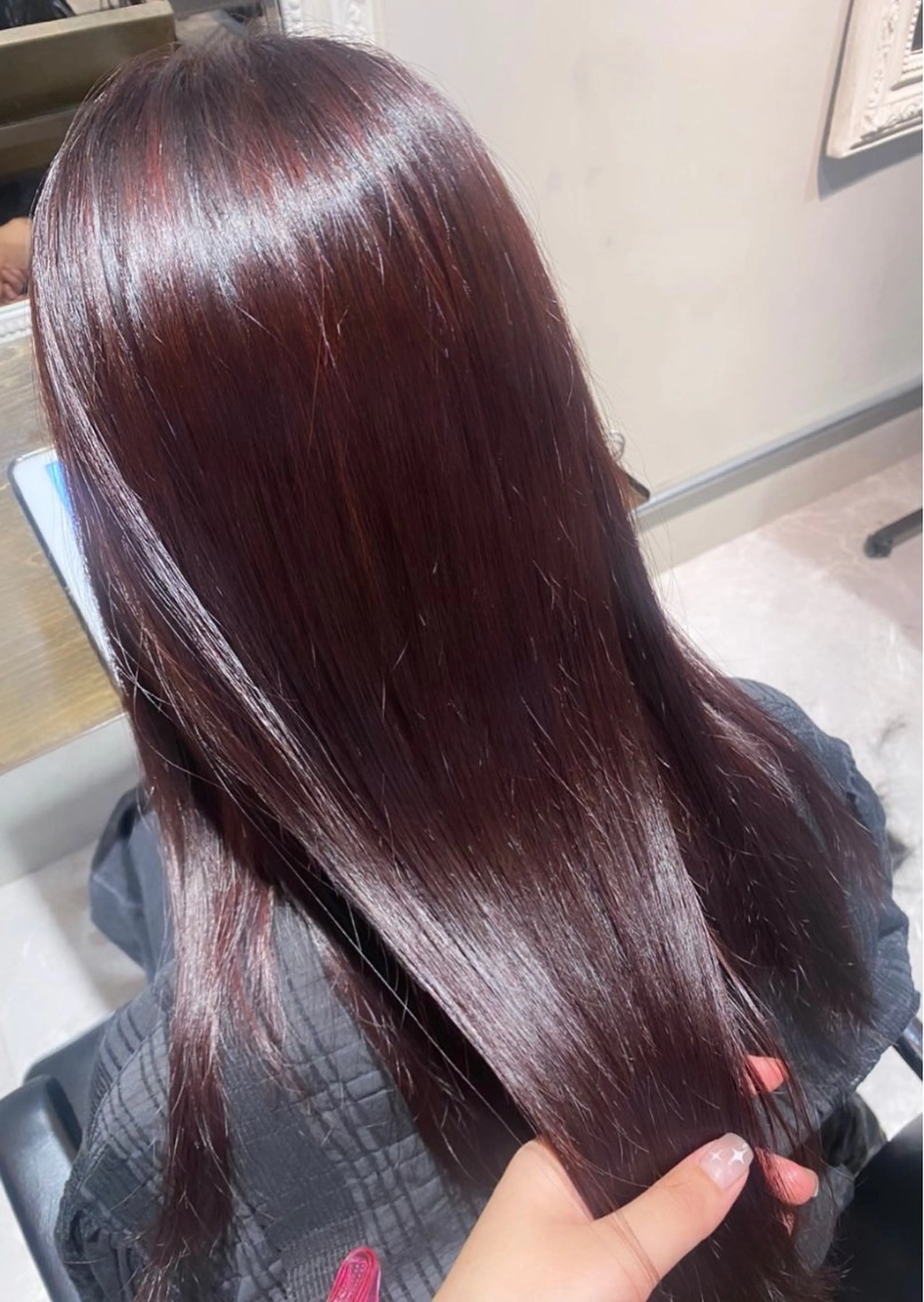 セミロング ブリーチなしダブルカ ラー🩶manamiのヘアスタイル