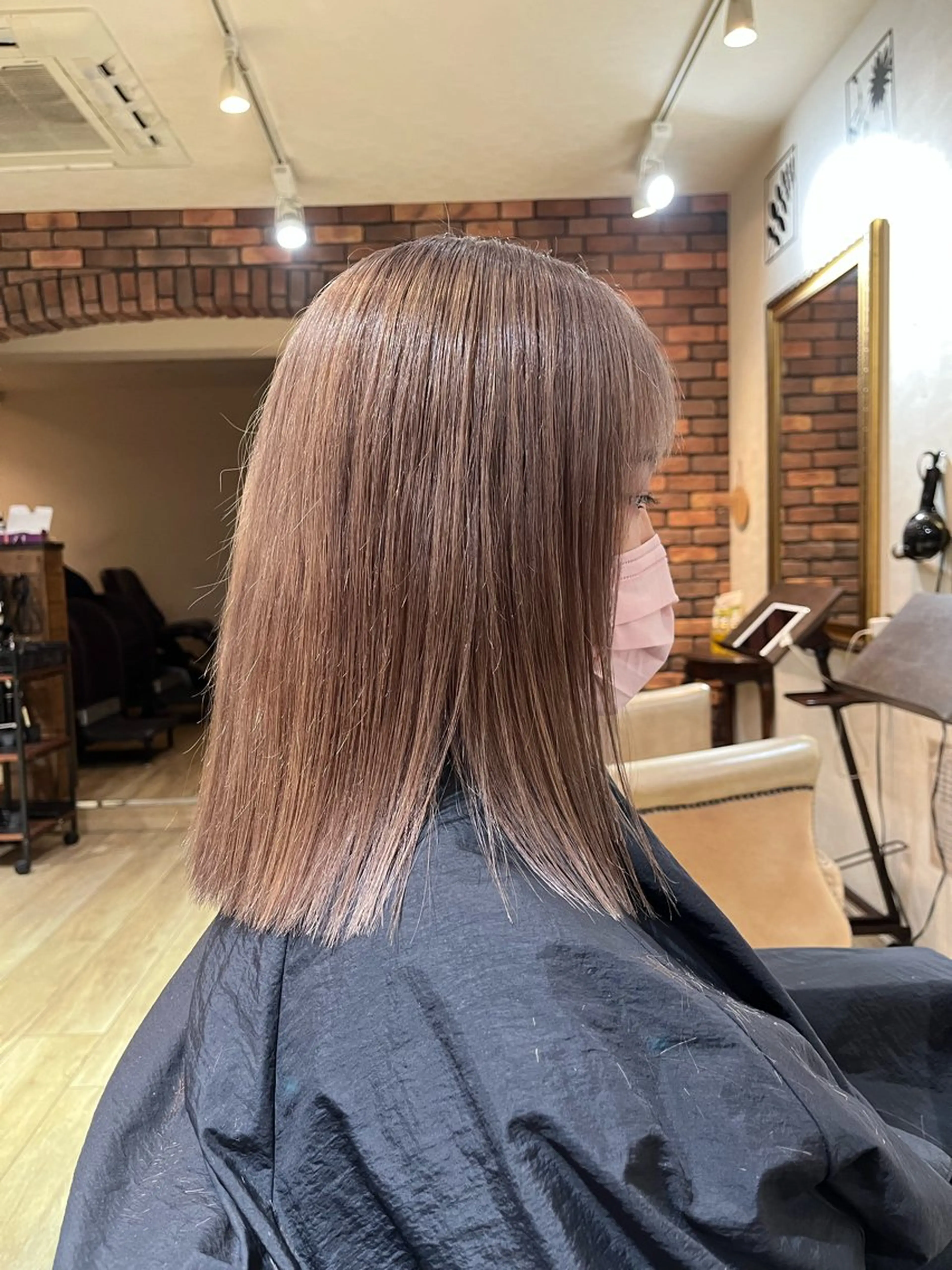 ミディアム カラー ベージュカラー ブリーチ ヘアカラー VOYAGE所属・中園 康のヘアスタイル