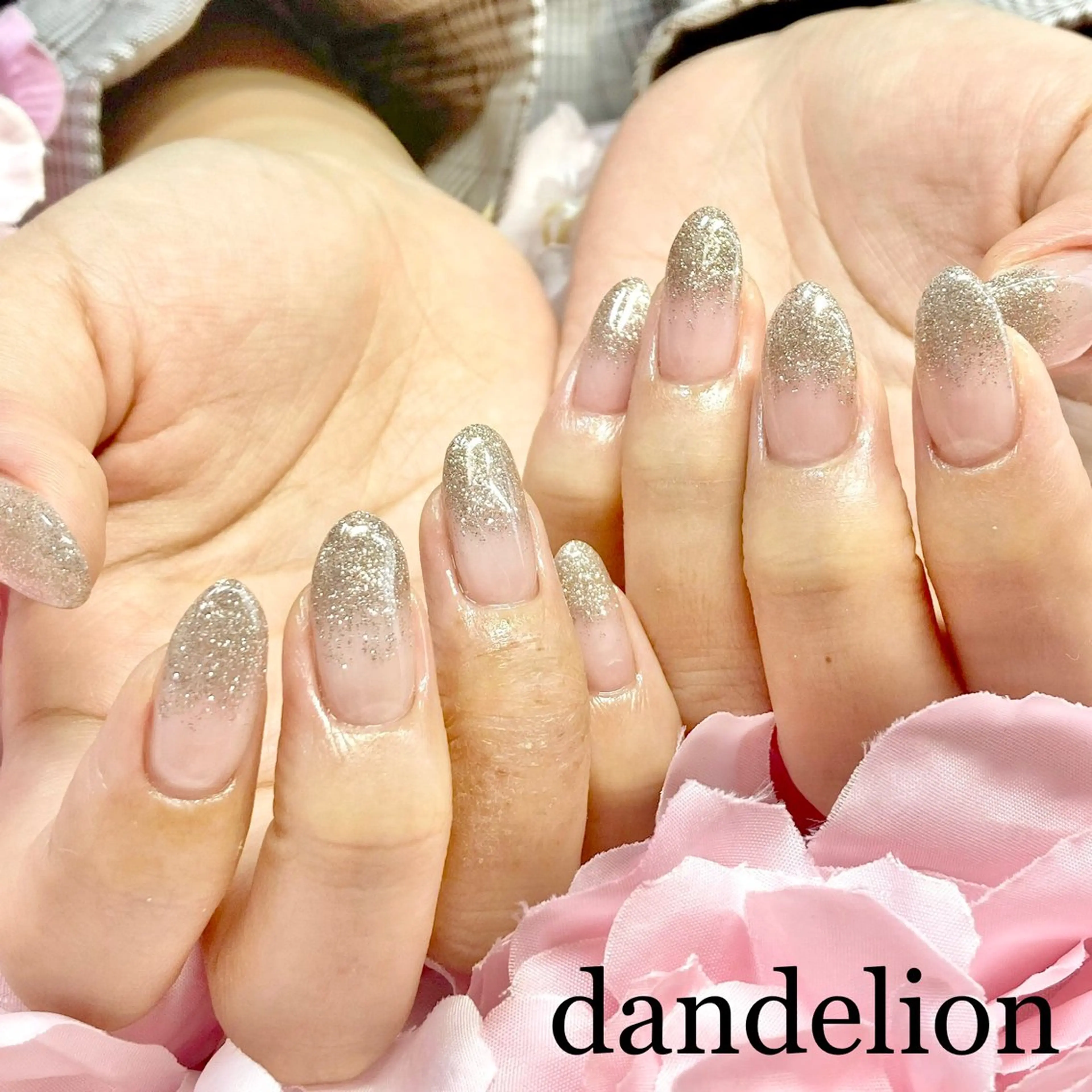 ネイル ハンドネイル ハンドケア dandelion ダンデライオンのネイルデザイン