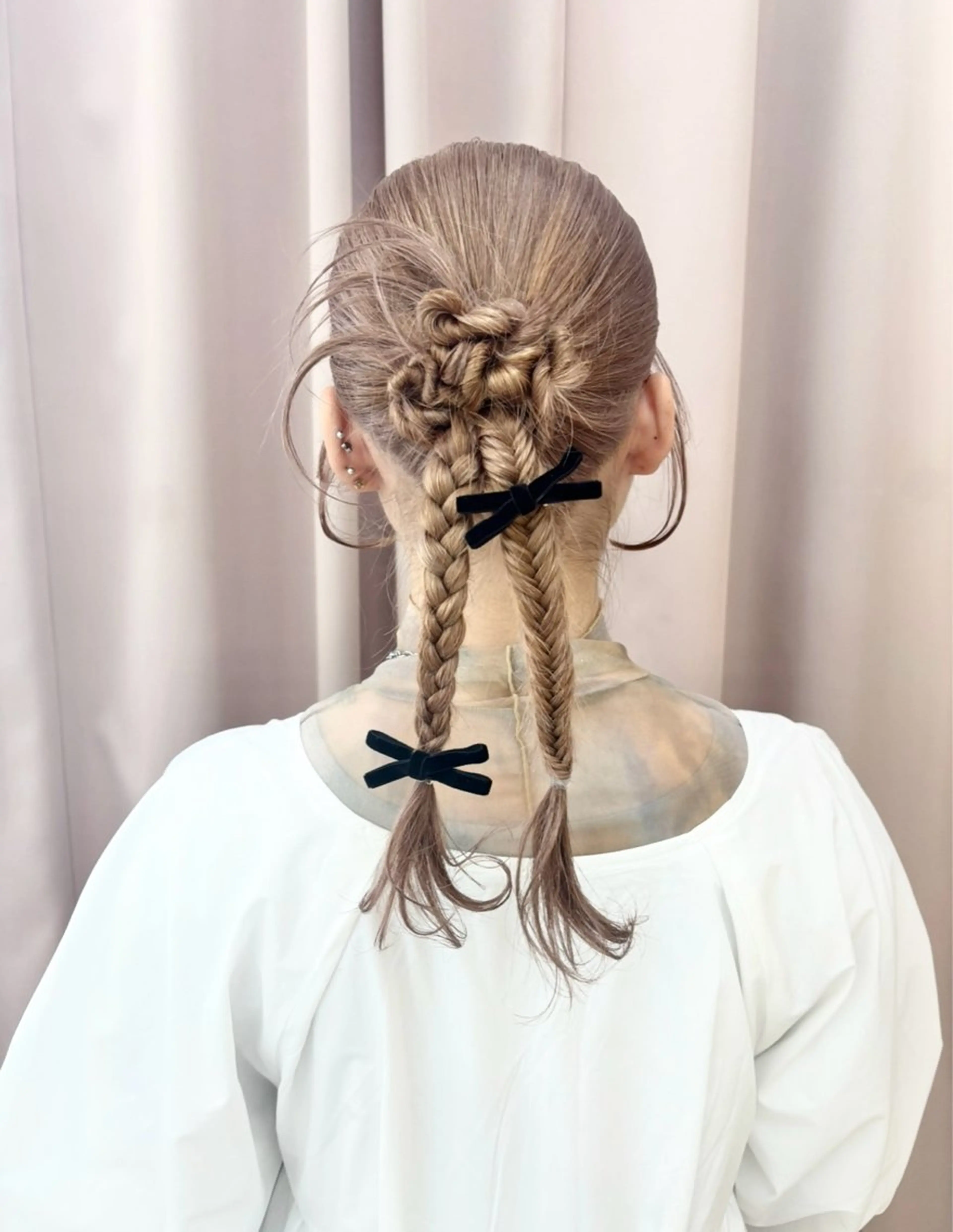 セミロング 鈴木 彩莉のヘアスタイル