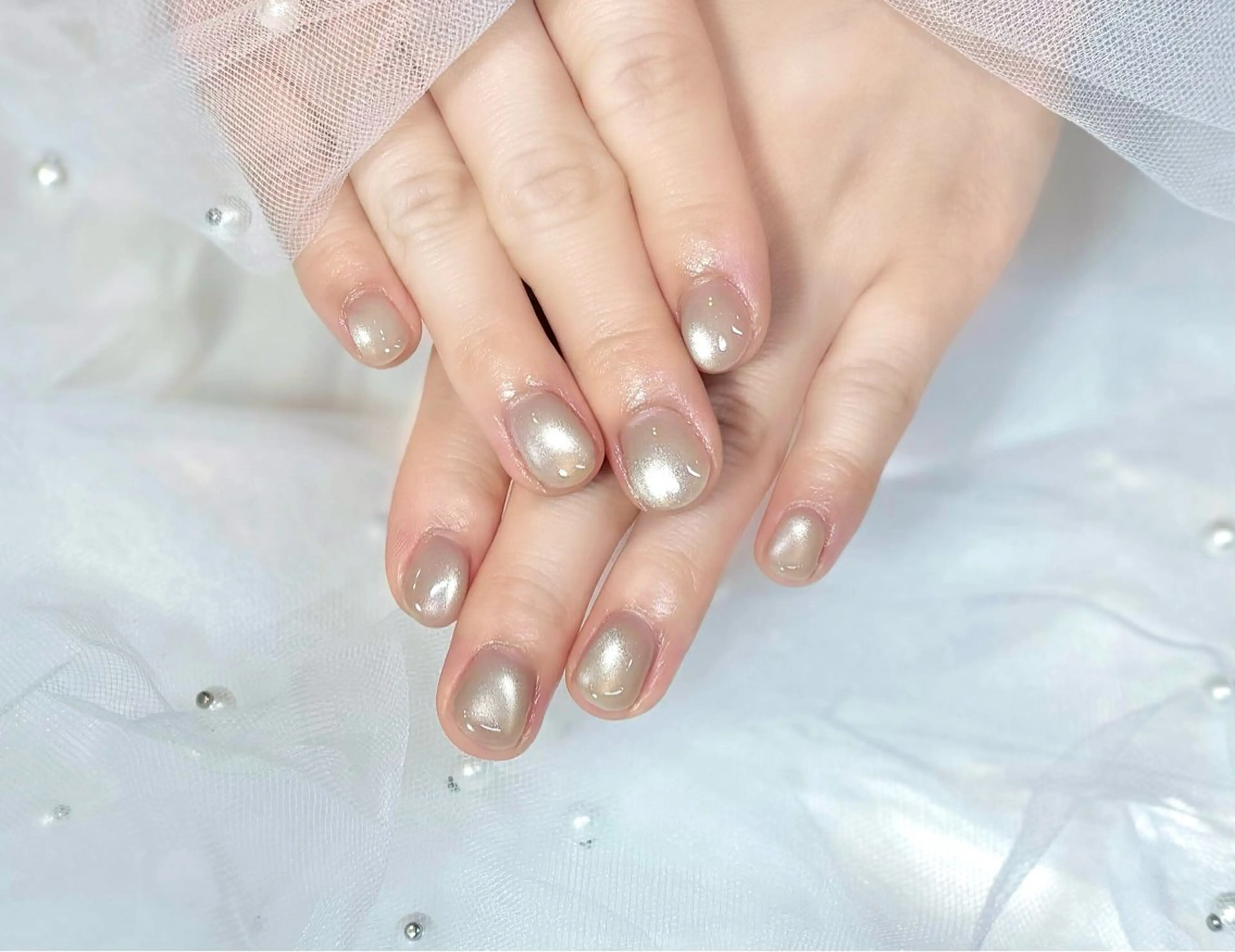 ネイル マグネットネイル ビー玉ネイル ワンカラーネイル Chat noir所属・【chatnoir】 MIYUのネイルデザイン