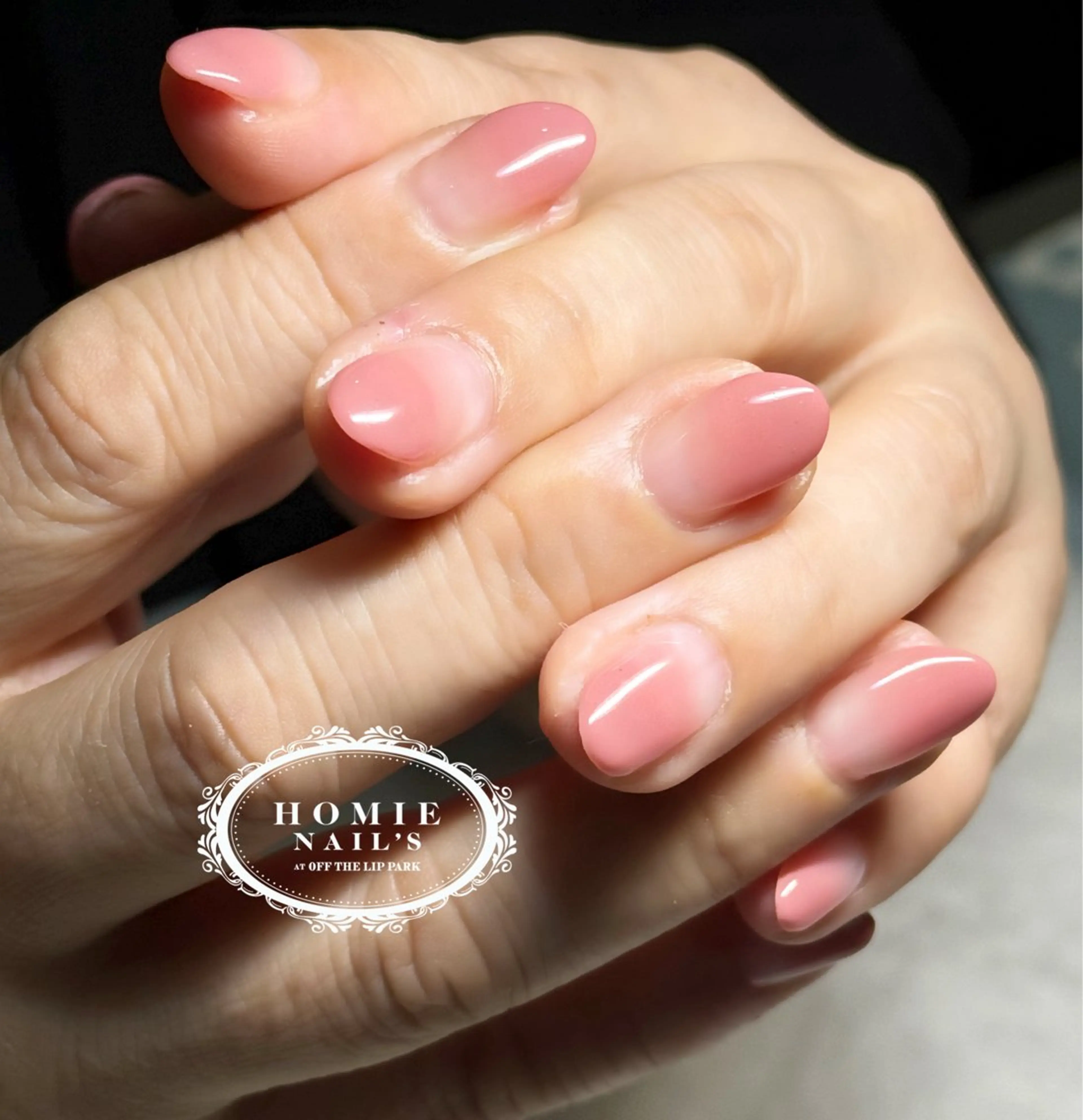 ネイル グラデーション オフザリップパーク Asamiのネイルデザイン