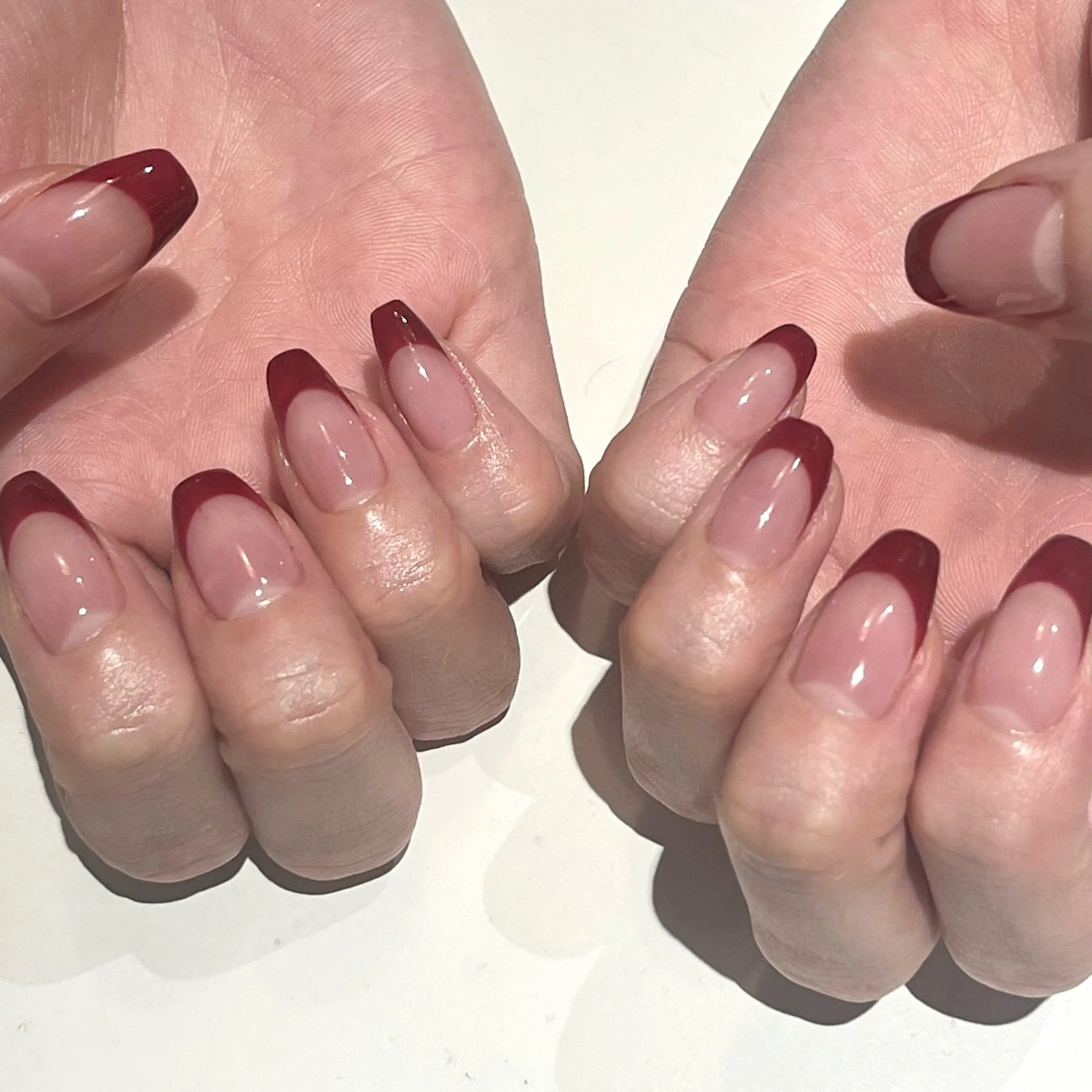 ネイル フレンチネイル 赤色 坂口 莉愛のネイルデザイン