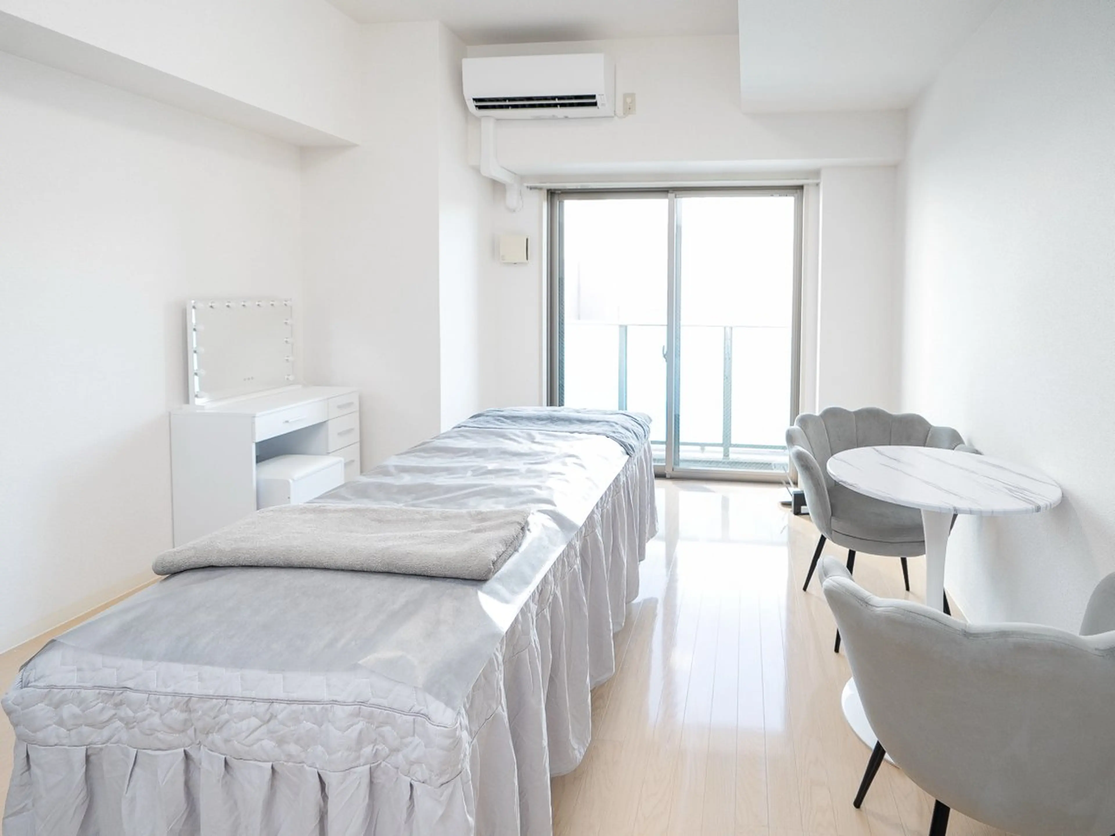 眉毛と艶肌ワックス専門店　STORY所属・Sasaki Tomokaの眉毛・アイブロウイメージ