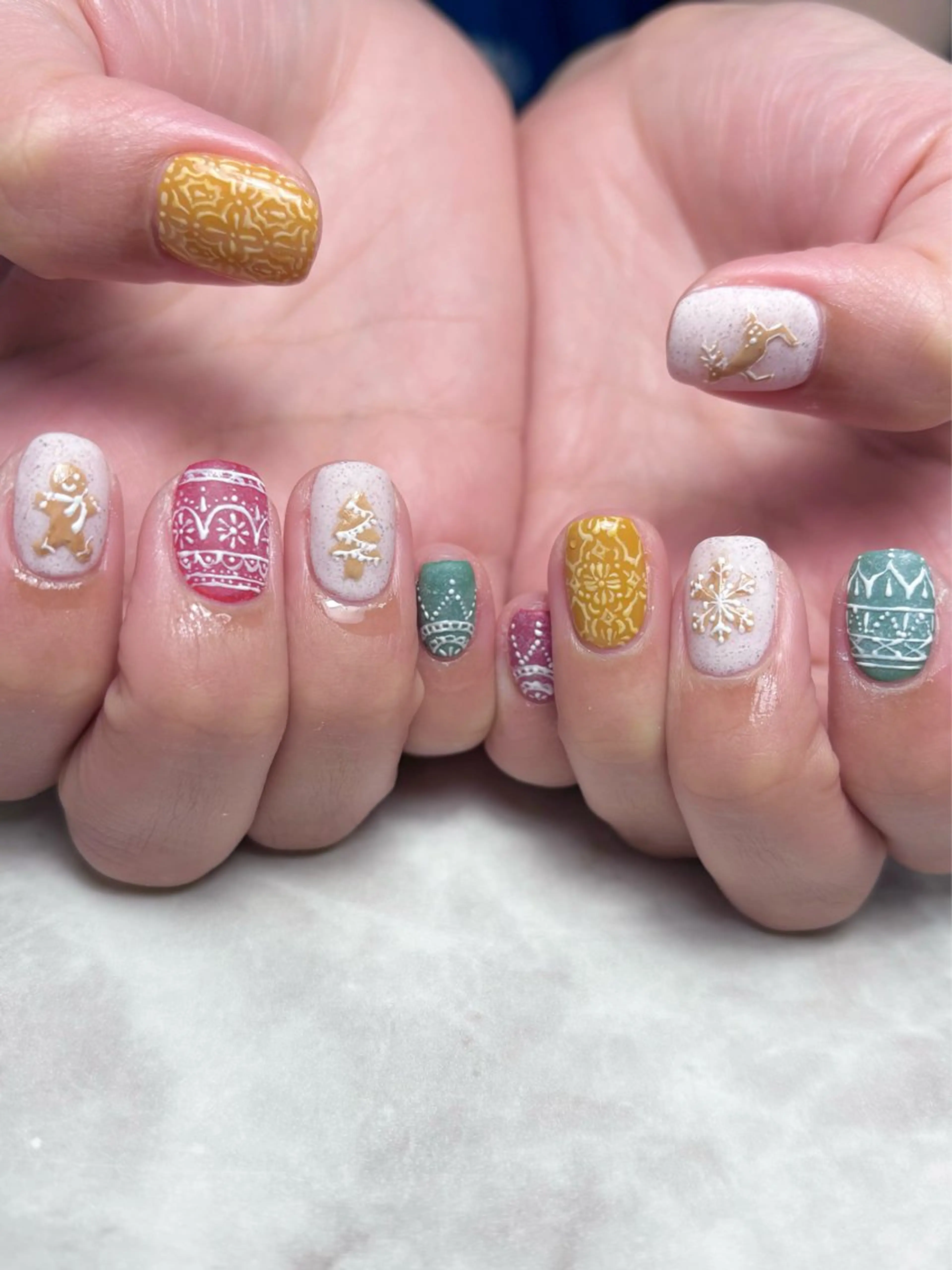 ネイル マットネイル 冬ネイル クリスマス Nailsalon E's cafeのネイルデザイン